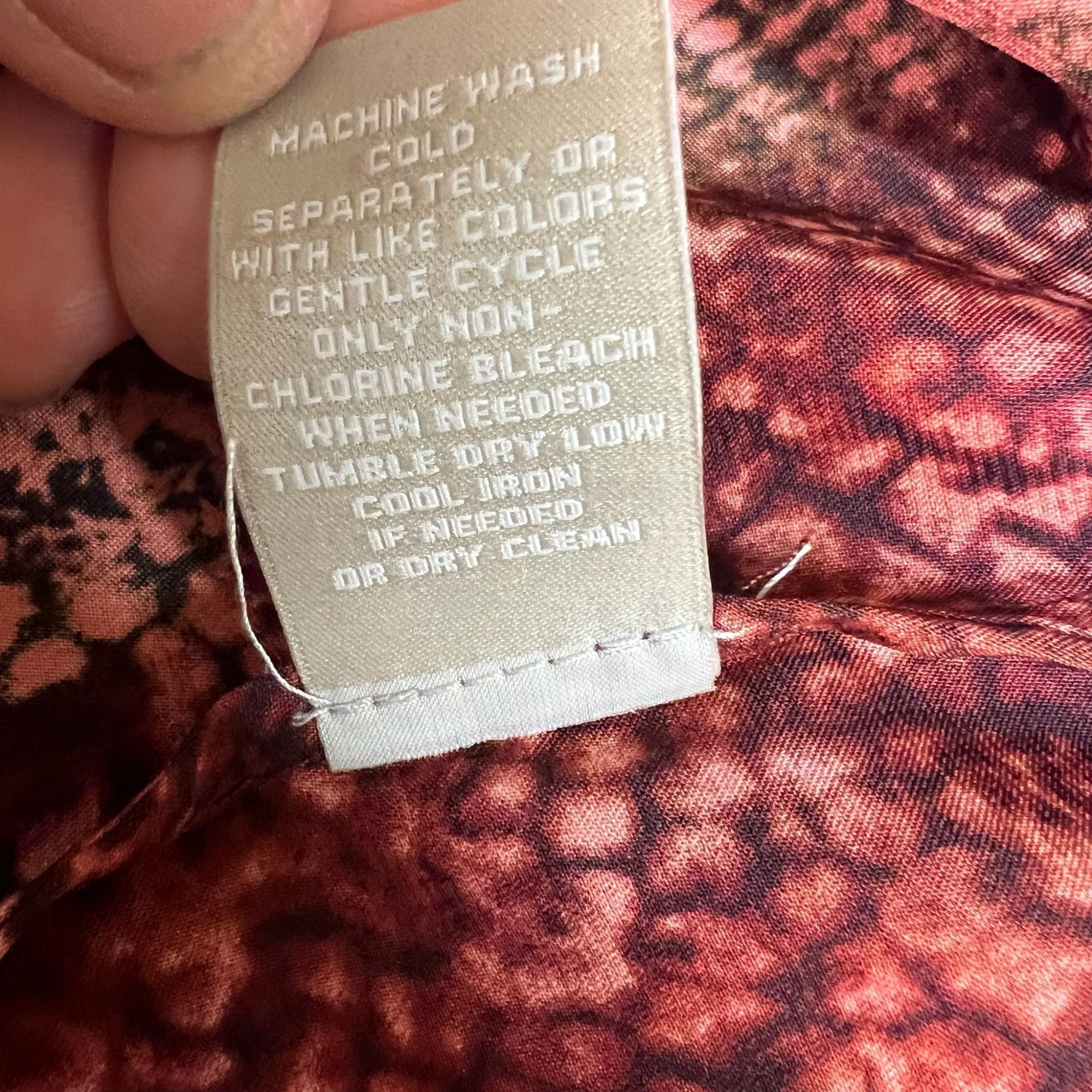 Other Joan Vass Snakeskin-Print Sleeveless Top XS High-Neck Button Size XS / US 0-2 / IT 36-38 - 8 Thumbnail