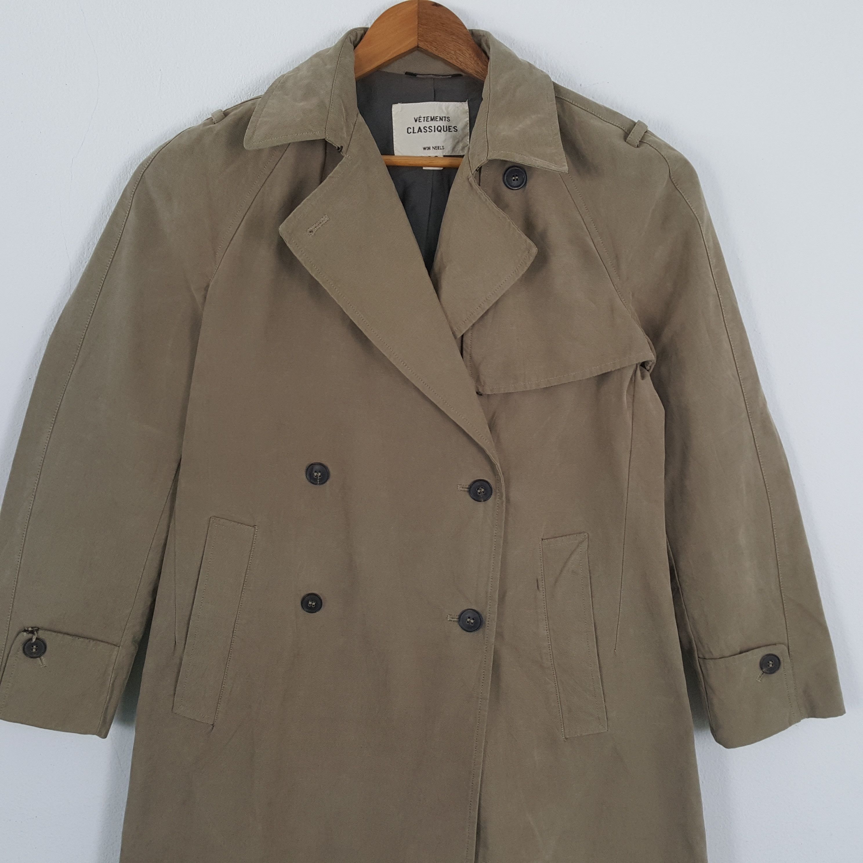 Vintage VETEMENTS CLASSIQUES Fashion Brand Trench Coats