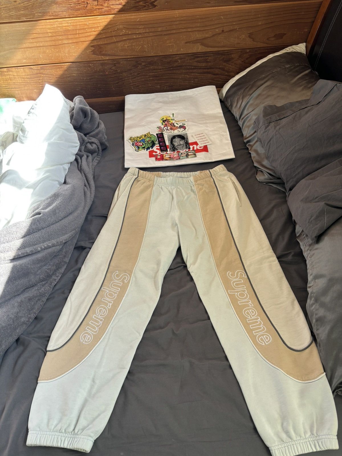 Supreme Supreme Track Paneled Sweatpant “Pale Blue” SS21 Size US 32 / EU 48 - 2 Thumbnail