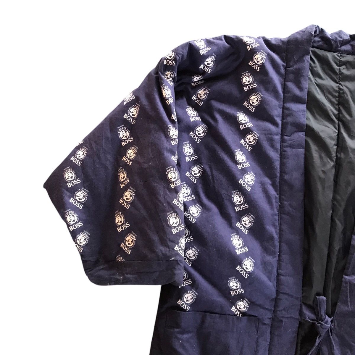 Japanese Brand Vintage Suntory Coffee Boss Cardigan Kimono Hanten ful print Size US L / EU 52-54 / 3 - 5 Thumbnail