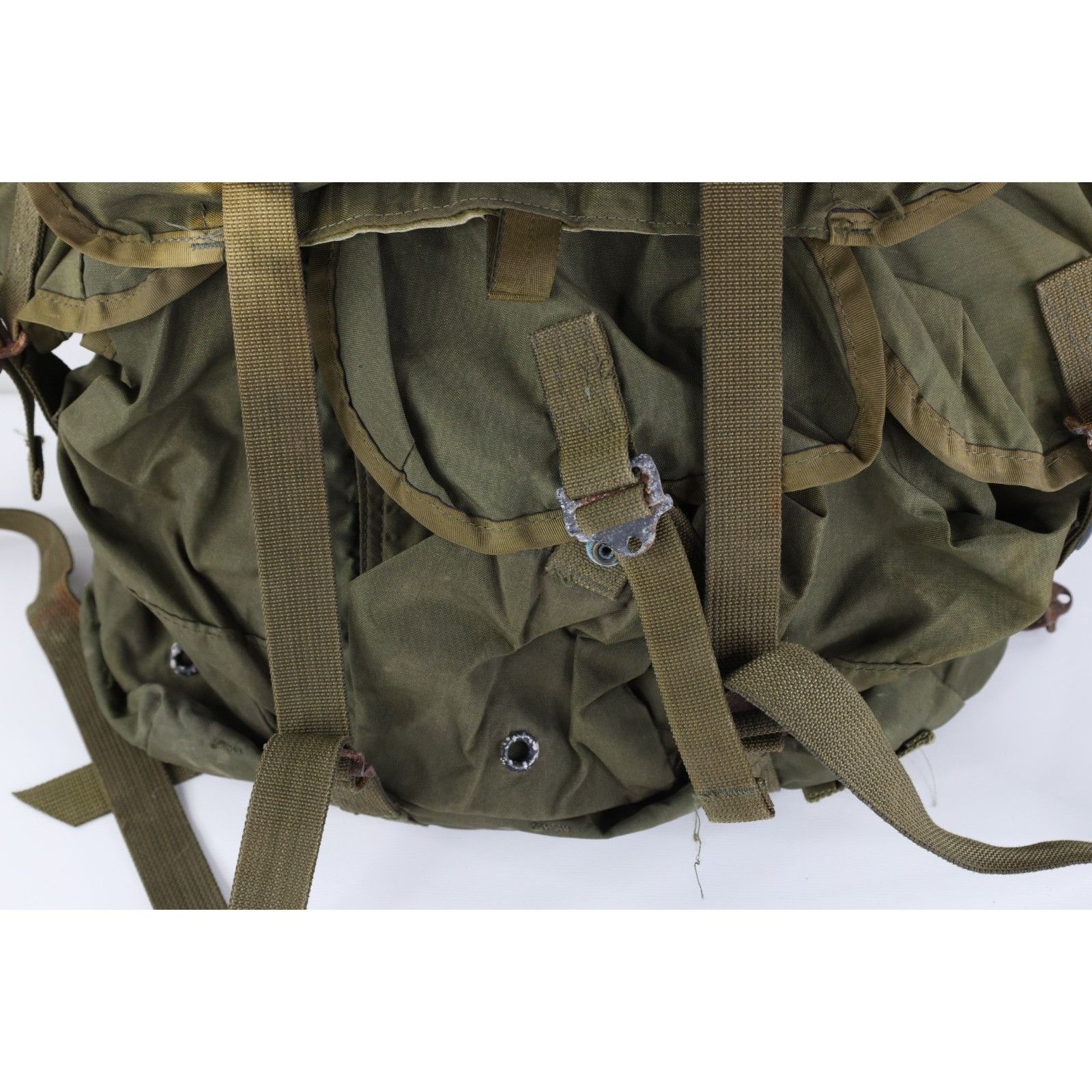 Vintage Vintage USGI Army Distressed ALICE LC-1 Rucksack Field Pack ...