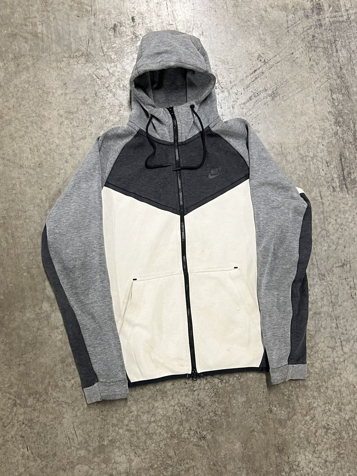 Nike Nike tech jacket streetwear hype rare drill size medium Size US M / EU 48-50 / 2 - 2 Thumbnail