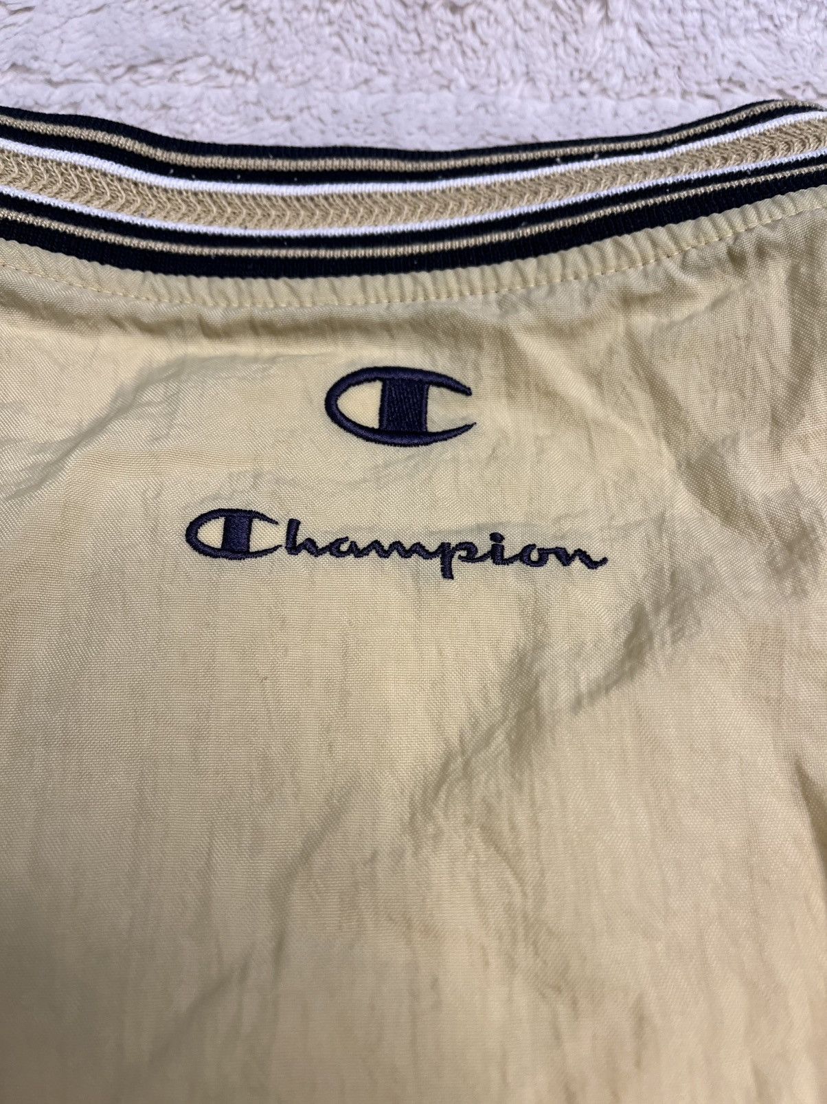Champion Vintage 90s Champion NCAA Notre Dame Pullover Windbreaker Size US XL / EU 56 / 4 - 7 Thumbnail