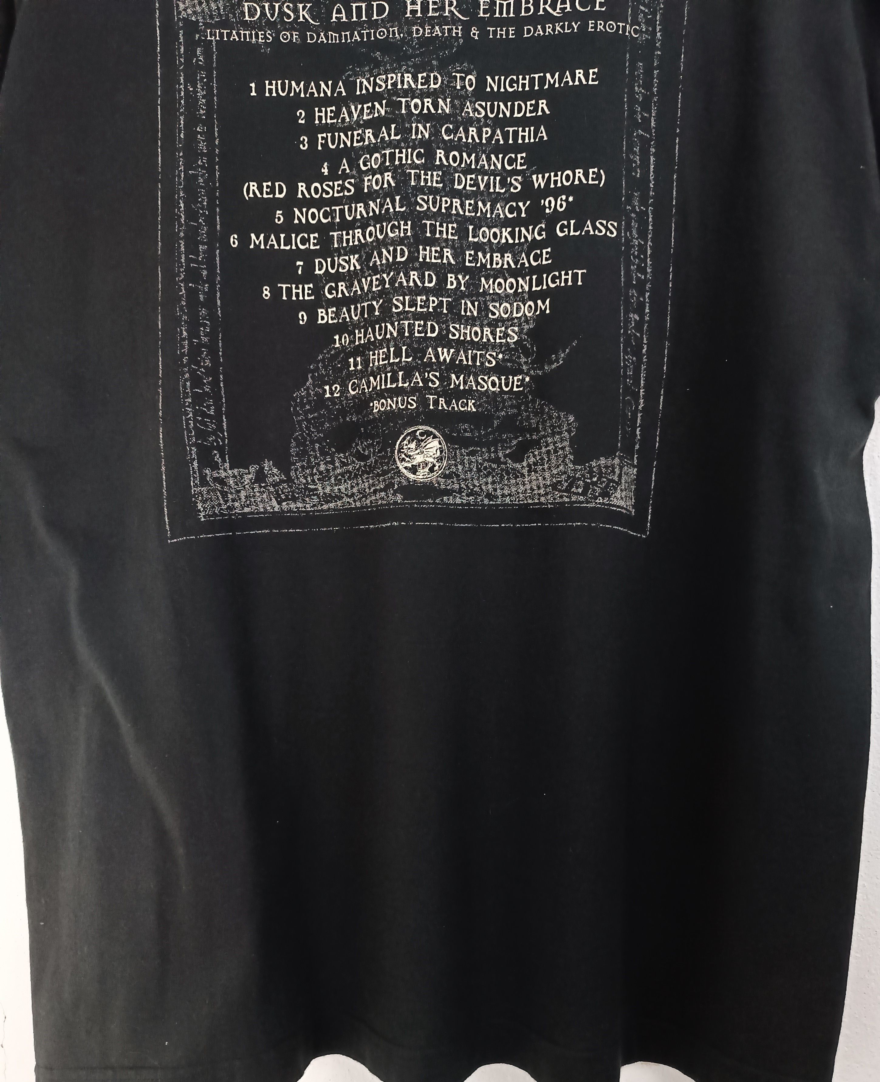Vintage VINTAGE 90'S CRADLE OF FILTH DUSK & HER EMBRACE TEE metal Size US L / EU 52-54 / 3 - 13 Thumbnail