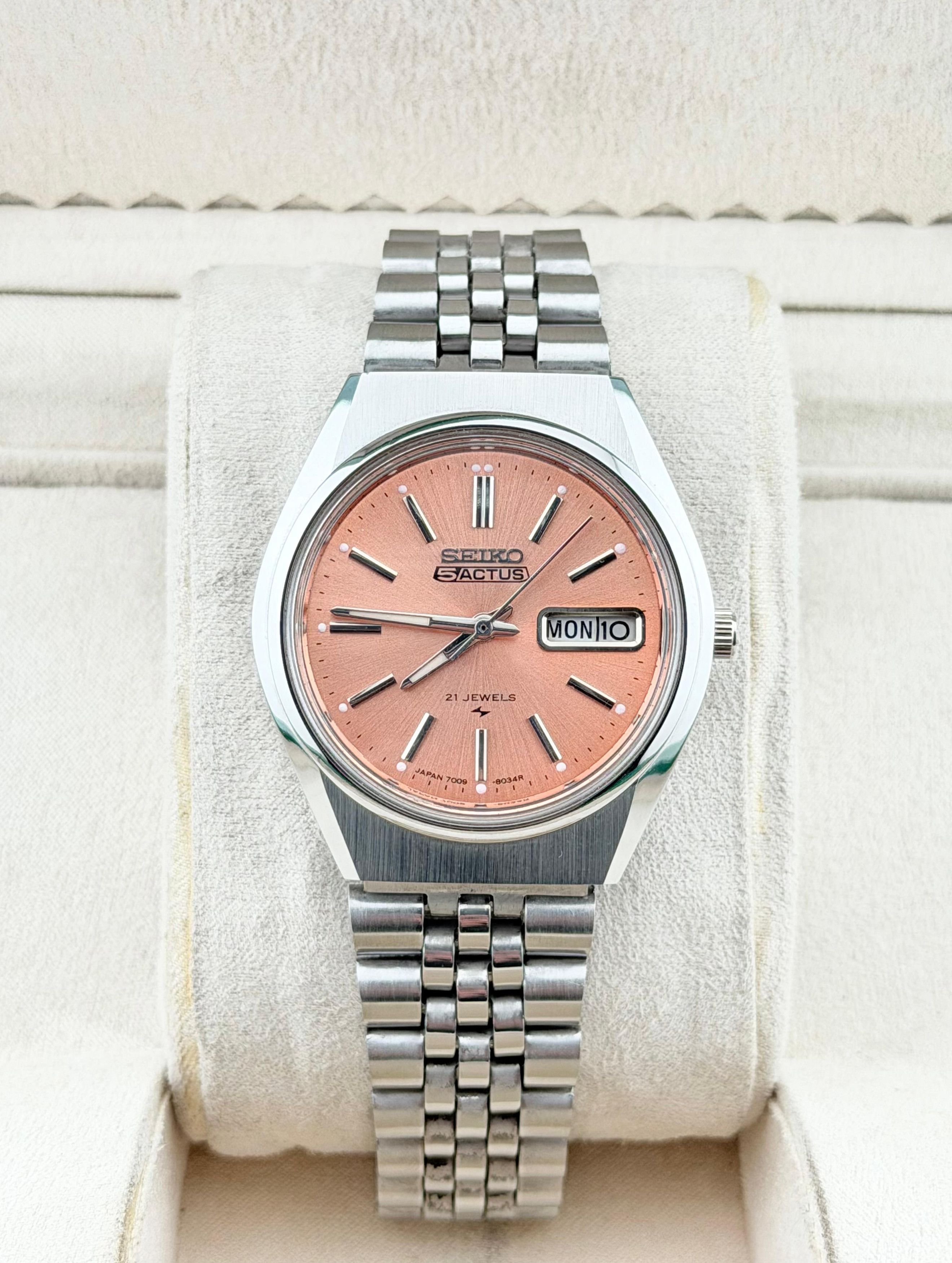 Seiko Elegant Men's Wrist Automatic Watch Size 36 - 2 Thumbnail