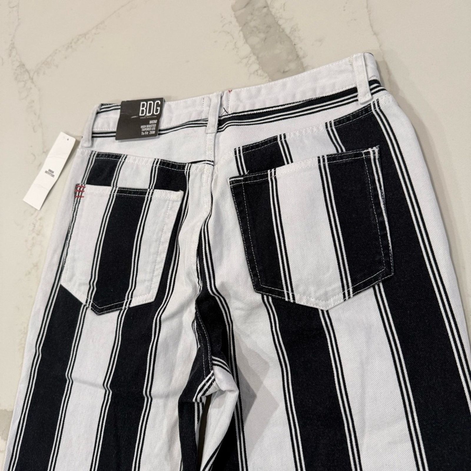 Bdg BDG Urban Outfitters NWT Striped Mom Denim Jeans Womens 26 Size 26" / US 2 / IT 38 - 9 Thumbnail