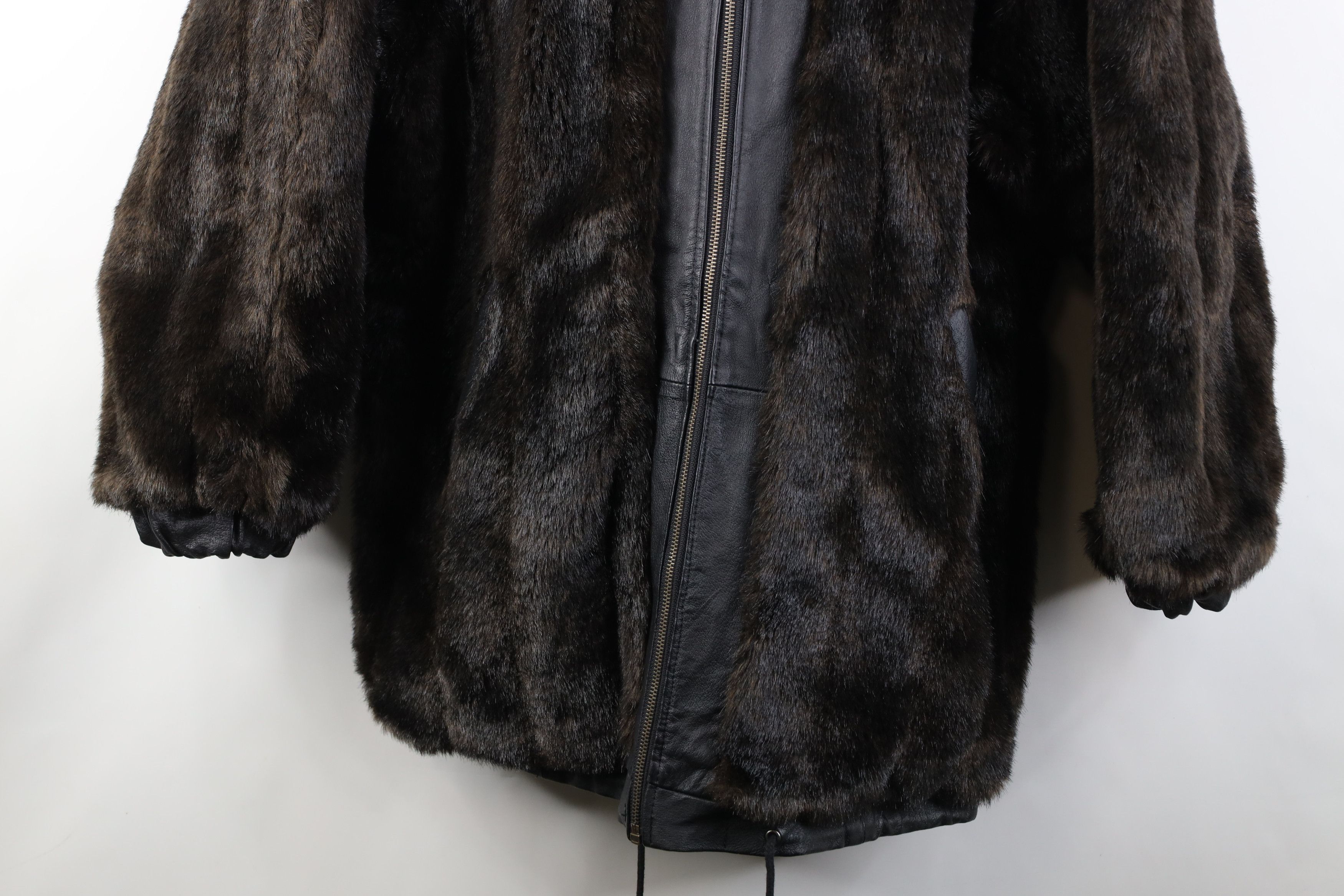 Vintage Vintage 90s Streetwear Reversible Faux Fur Leather Jacket Size M / US 6-8 / IT 42-44 - 3 Thumbnail