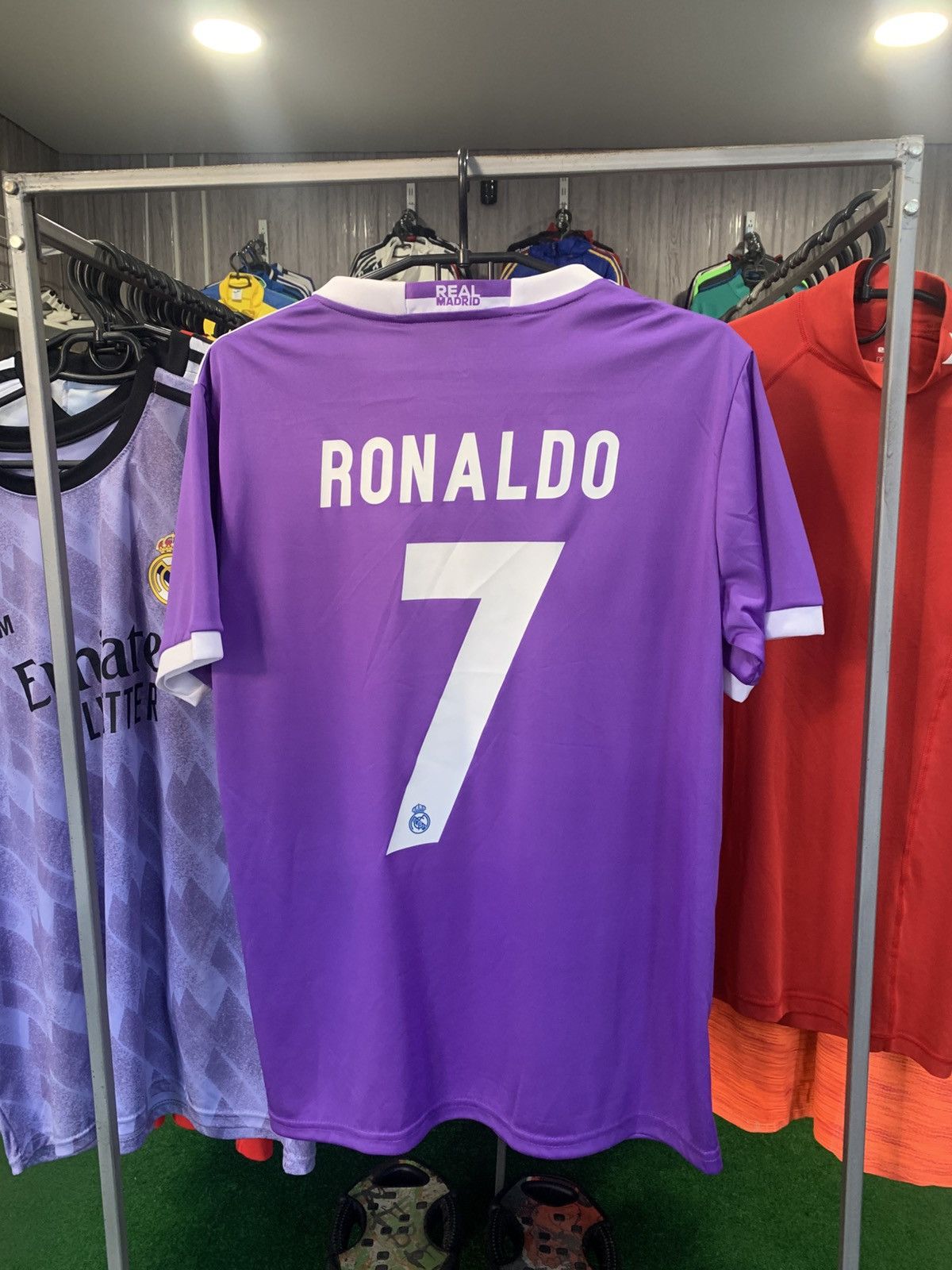 Adidas T-shirt Adidas Real Madrid 2016/2017 Ronaldo 7 Size US S / EU 44-46 / 1 - 2 Thumbnail