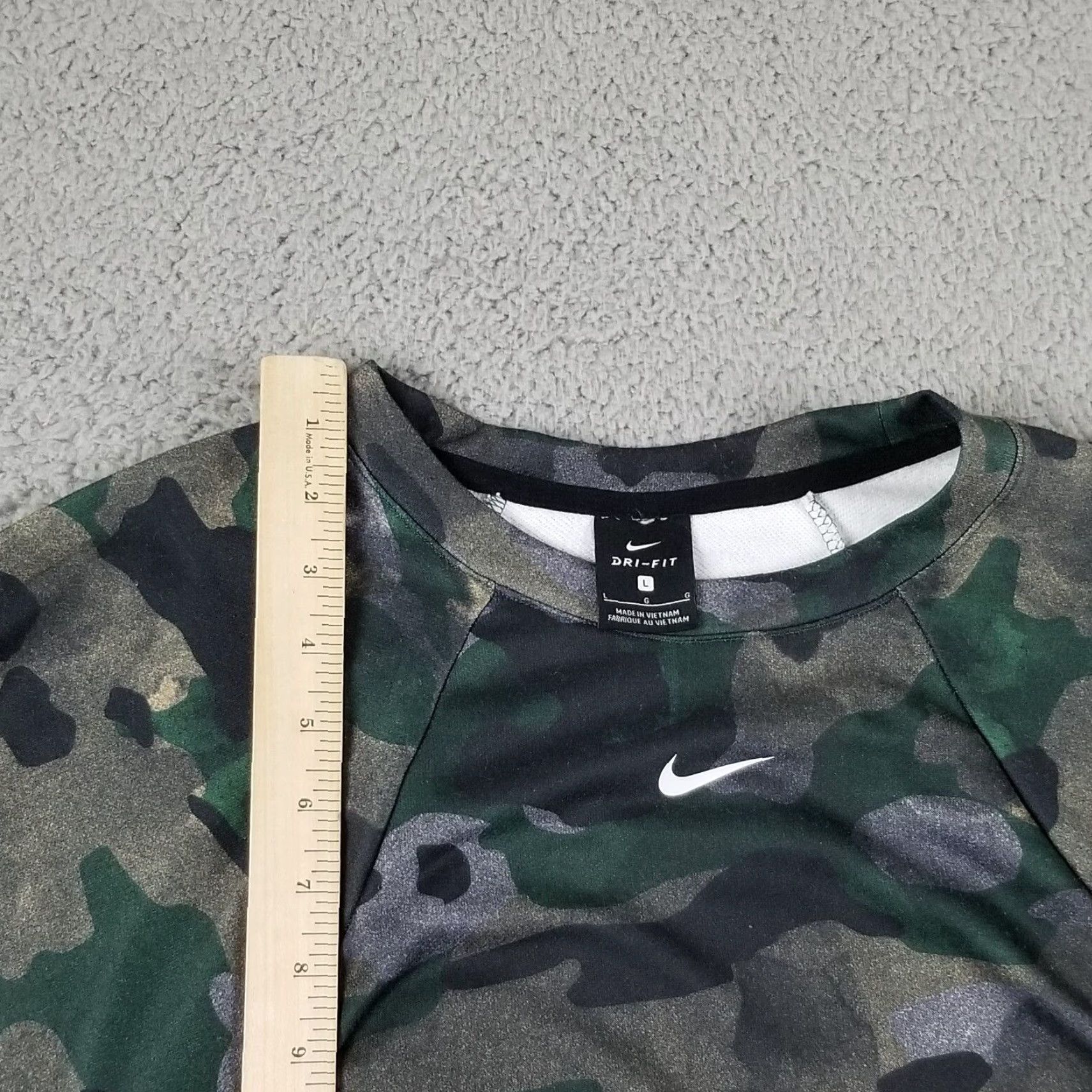 Nike Nike Sportswear Training Rebel Fleece Crop Camo Sweatshirt Womens L Green CV7250-723 Size L / US 10 / IT 46 - 3 Thumbnail
