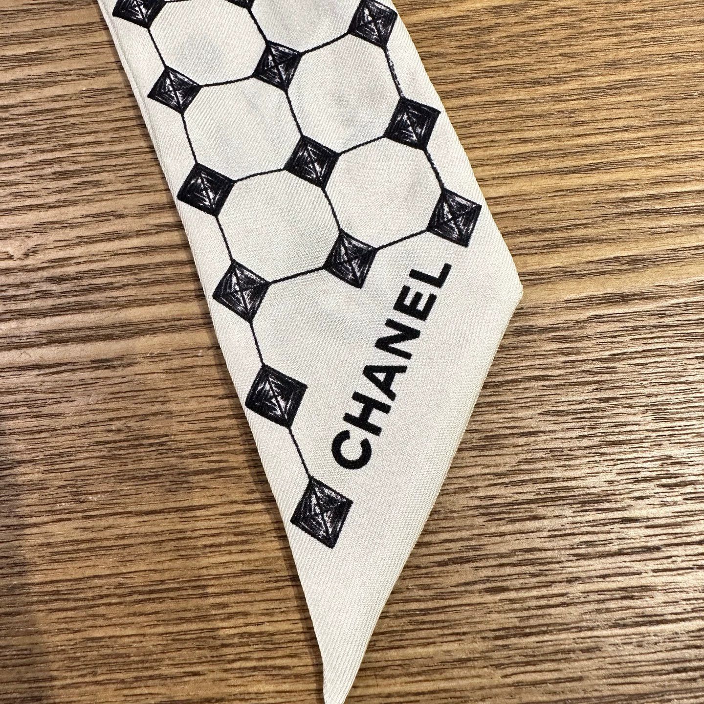 Chanel Chanel Twilly Floral Logo Silk Scarf Size ONE SIZE - 3 Thumbnail