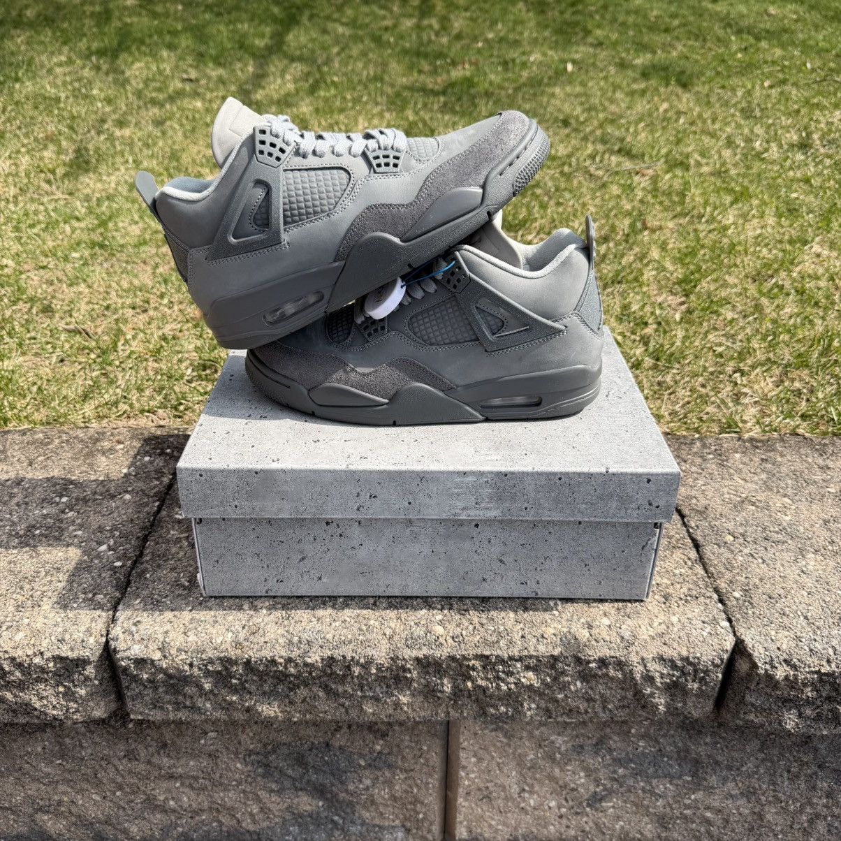 Jordan Brand Nike Air Jordan 4 Paris Olympics ‘Wet Cement’ Size 8 Mens Size US 8 / EU 41 - 2 Thumbnail