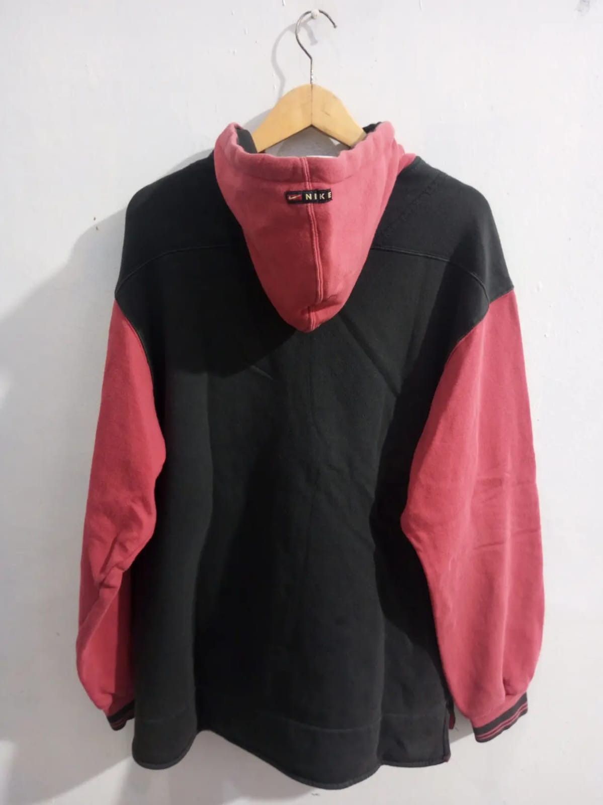 Designer Vtg Nike big swoosh sun fadded hoodie Size US M / EU 48-50 / 2 - 7 Thumbnail
