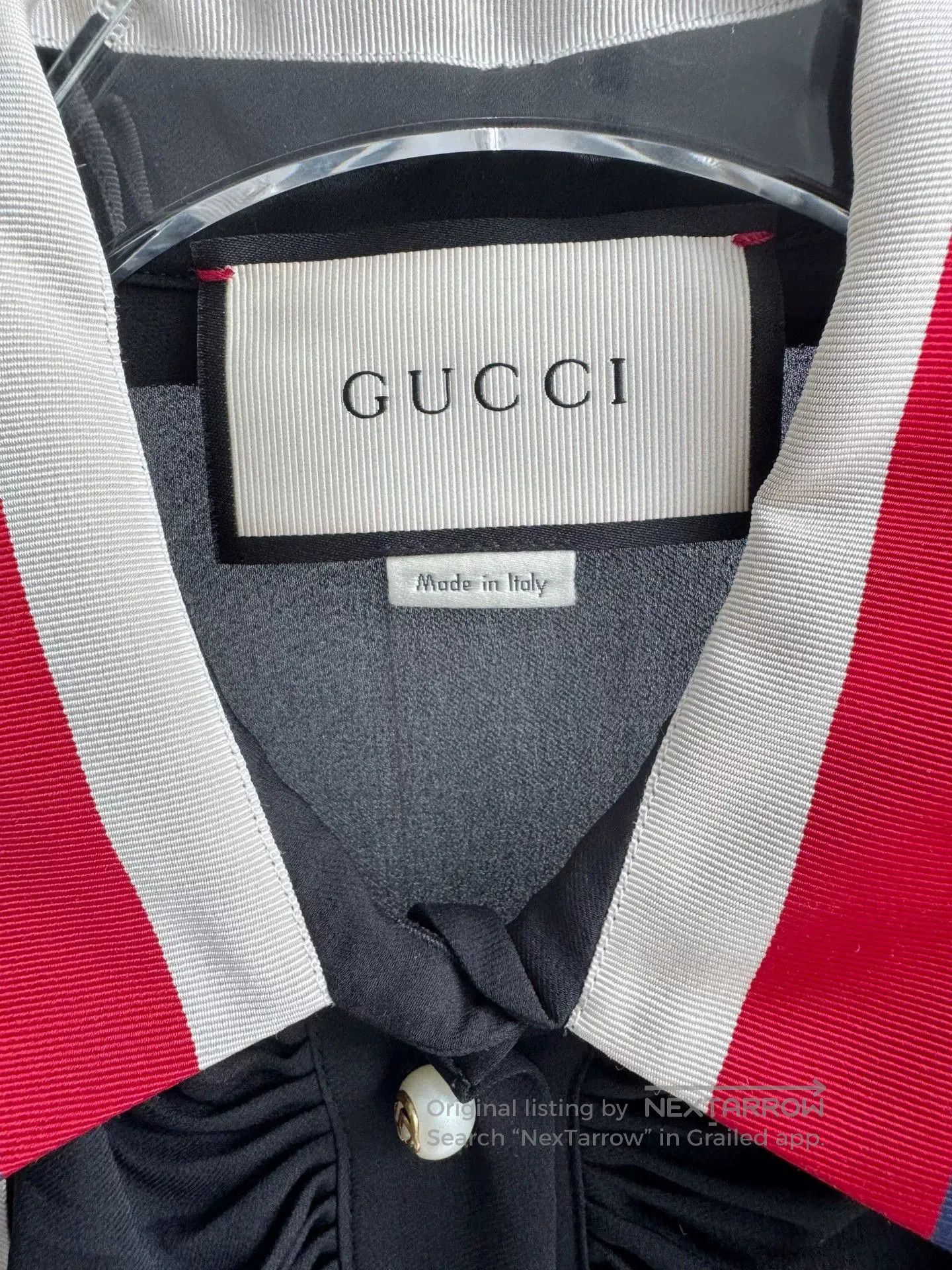 Gucci Gucci Black Ruffle Pearl Button Blouse. Size S / US 4 / IT 40 - 4 Thumbnail