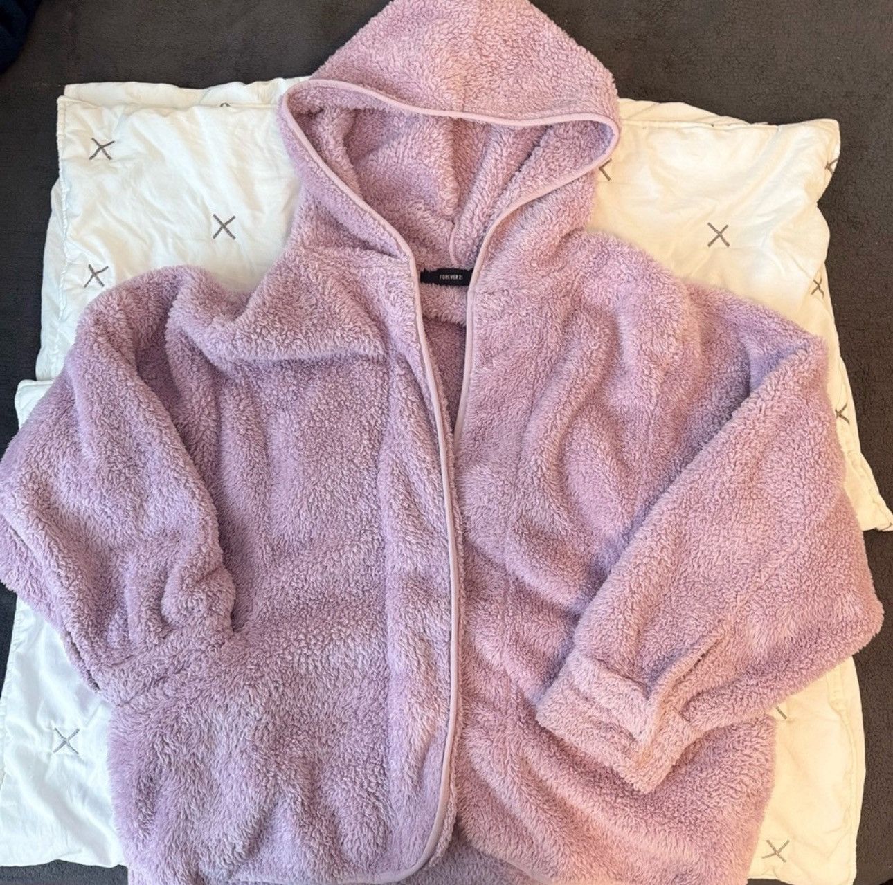 Forever 21 Forever 21 Lilac Teddy Fur Jacket Women’s Large Size L / US 10 / IT 46 - 1 Thumbnail