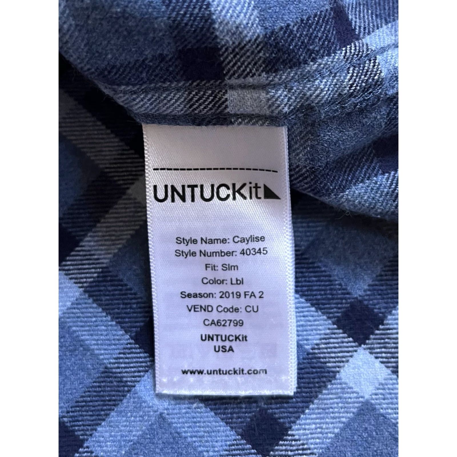 UNTUCKit UNTUCKit Shirt Slim Fit Plaid Flannel 2 Pack Men’s Medium Multicolor Casual Shirt Mens Medium Multicolor Plaid Flannel Shirt Untuckit Size US M / EU 48-50 / 2 - 6 Thumbnail