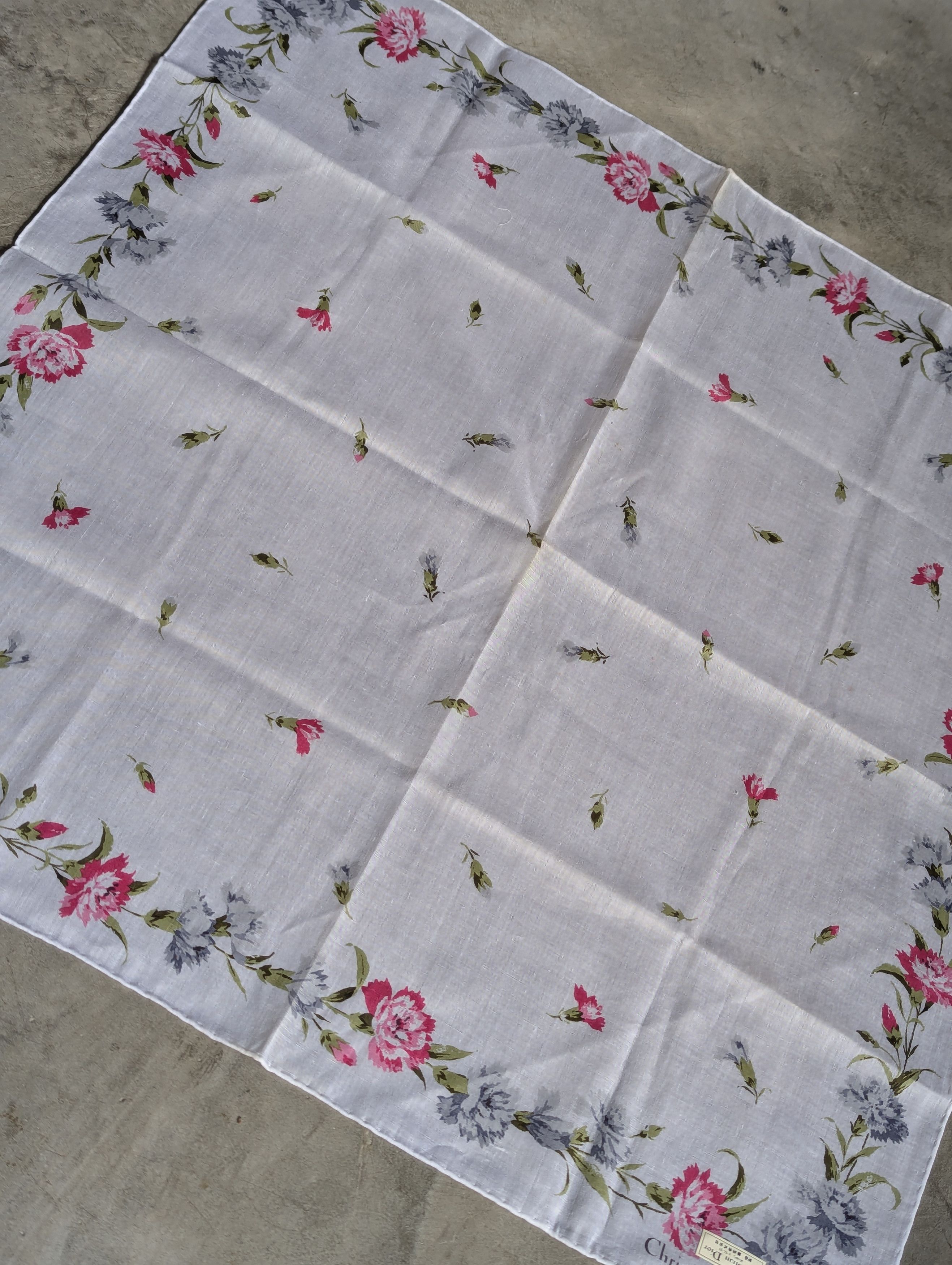 Christian Dior Monsieur 🔥FREE SHIPPING🔥Vintage Christian Dior Floral Handkerchief Size ONE SIZE - 7 Thumbnail