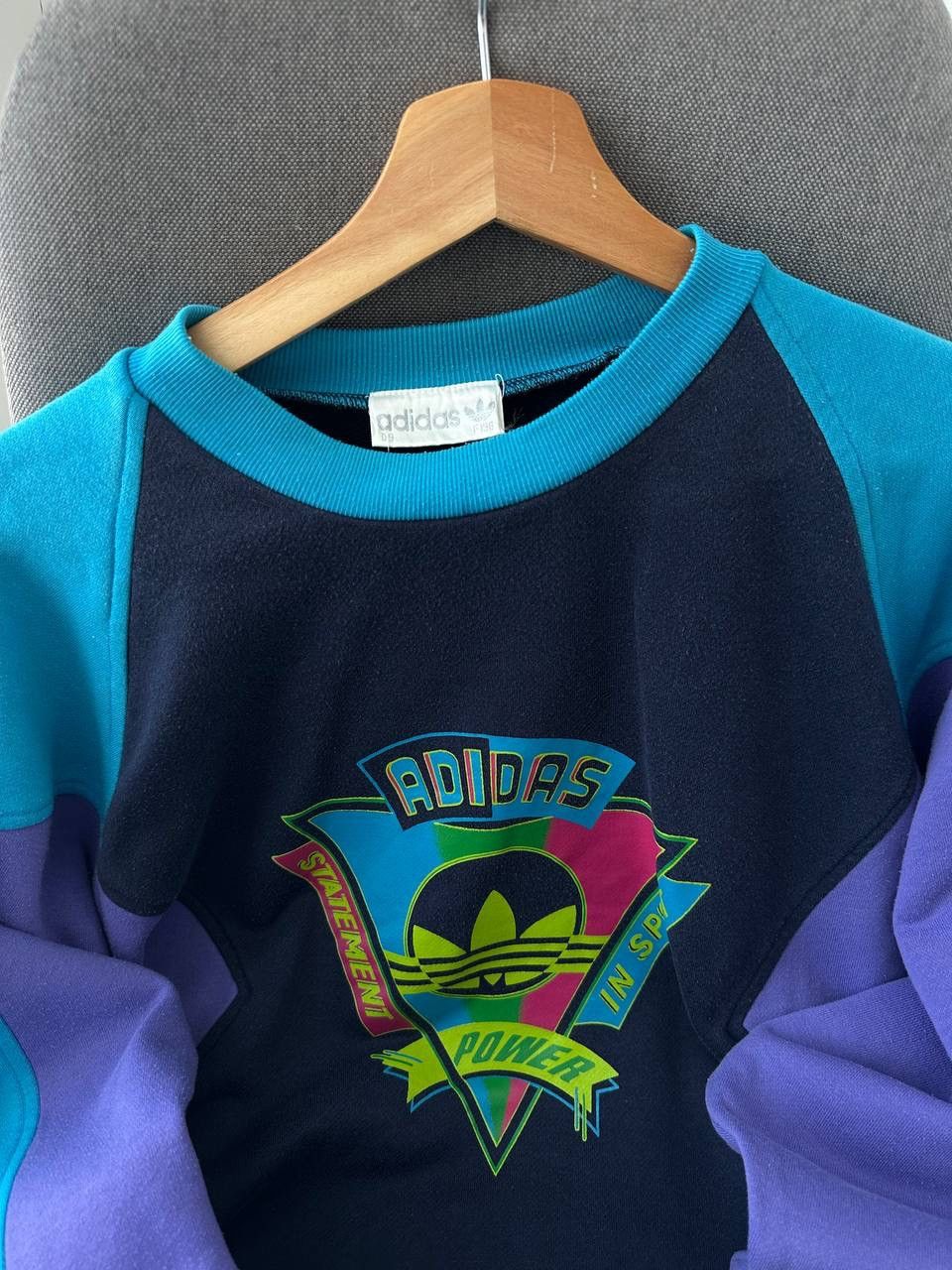 Adidas × Vintage Vintage Adidas Sportswear 90’s Center Logo Sweatshirt Size US L / EU 52-54 / 3 - 9 Thumbnail