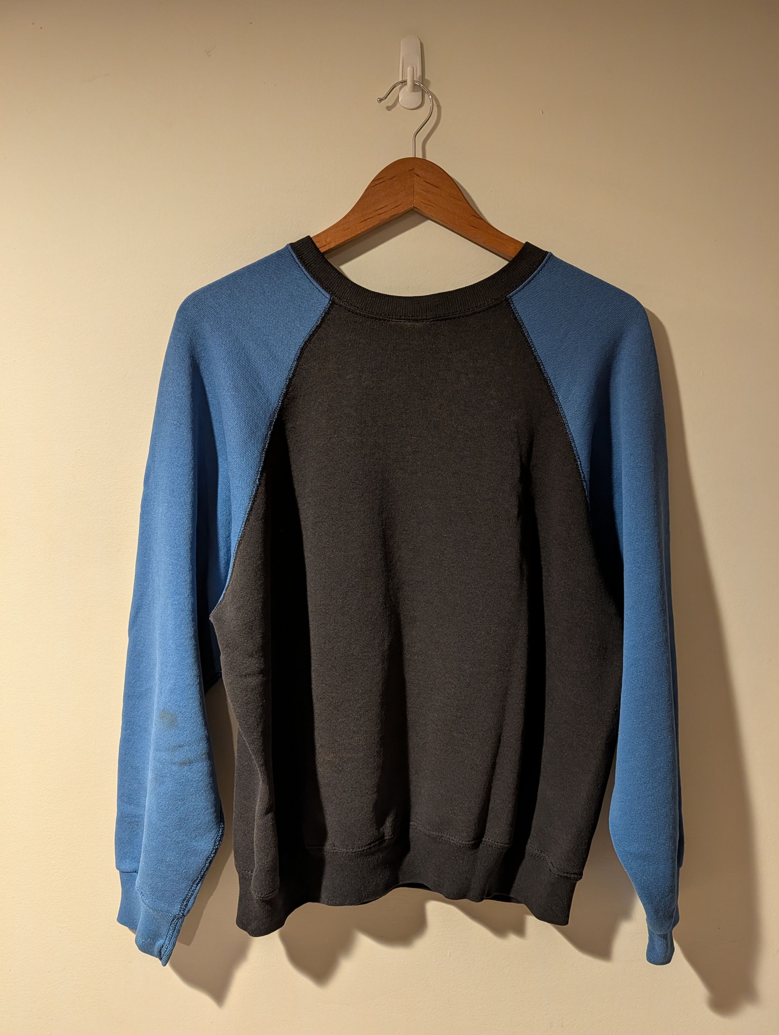Arts & Science VTG 90s Tultex Deer Sweatshirt Men’s M Boxy Fit Blue Sleeves Size US M / EU 48-50 / 2 - 9 Thumbnail