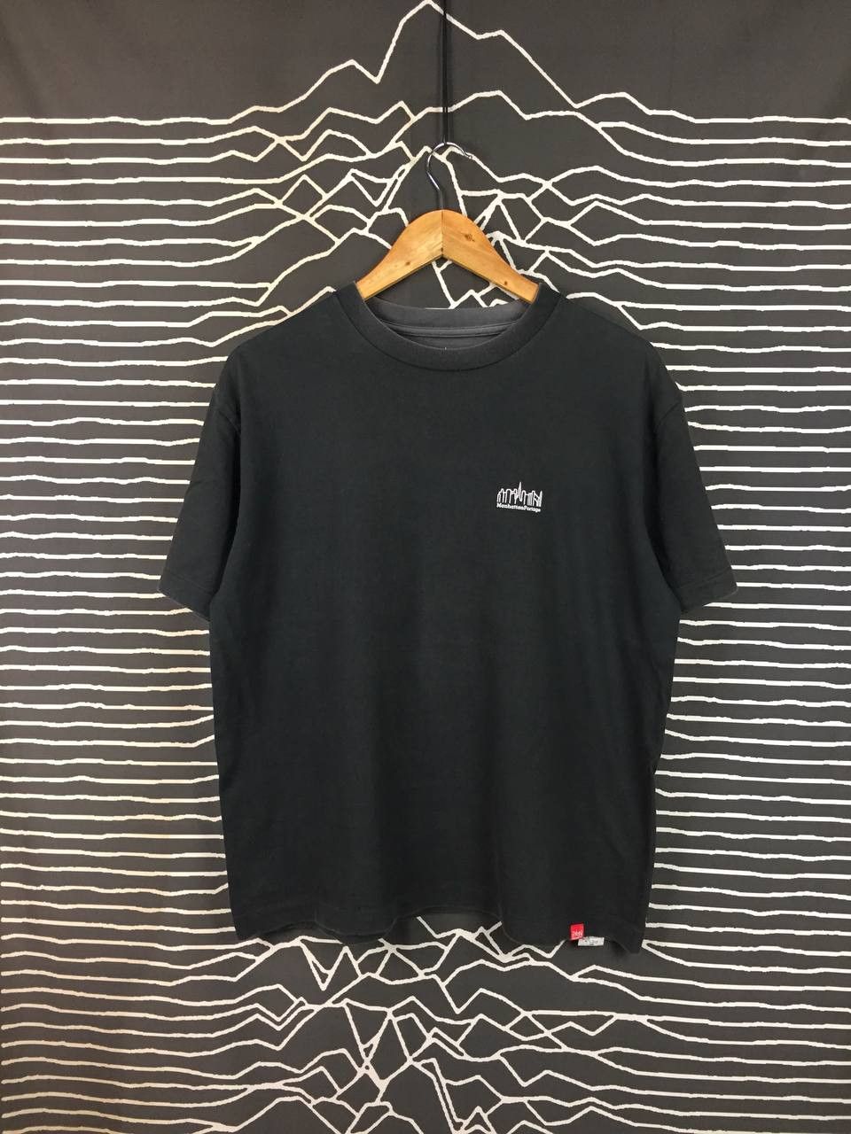 Vintage Manhattan Portage New York City Skyline Graphic Tee Size US M / EU 48-50 / 2 - 2 Thumbnail