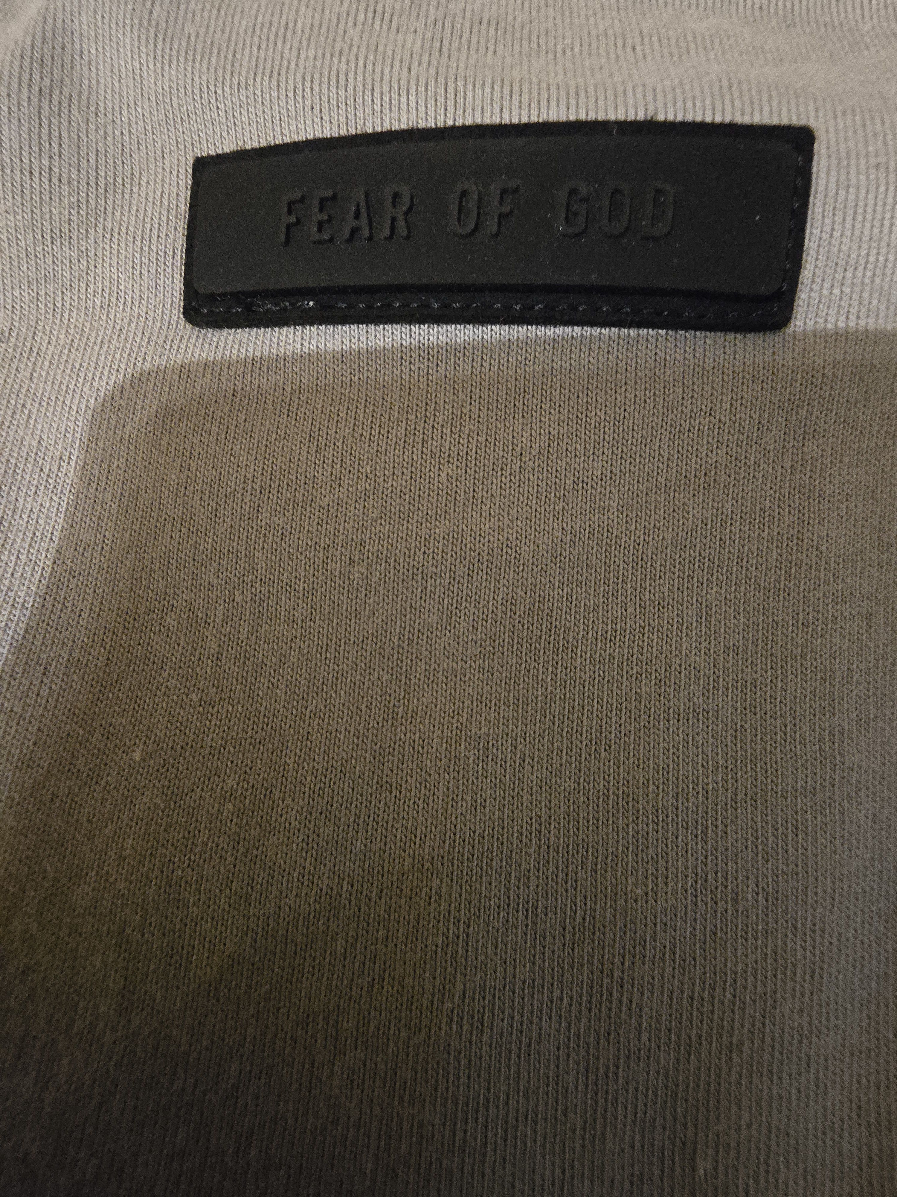 Fear of God Fear of God Essentials crewneck s/s shirt sz M seal Size US M / EU 48-50 / 2 - 7 Thumbnail
