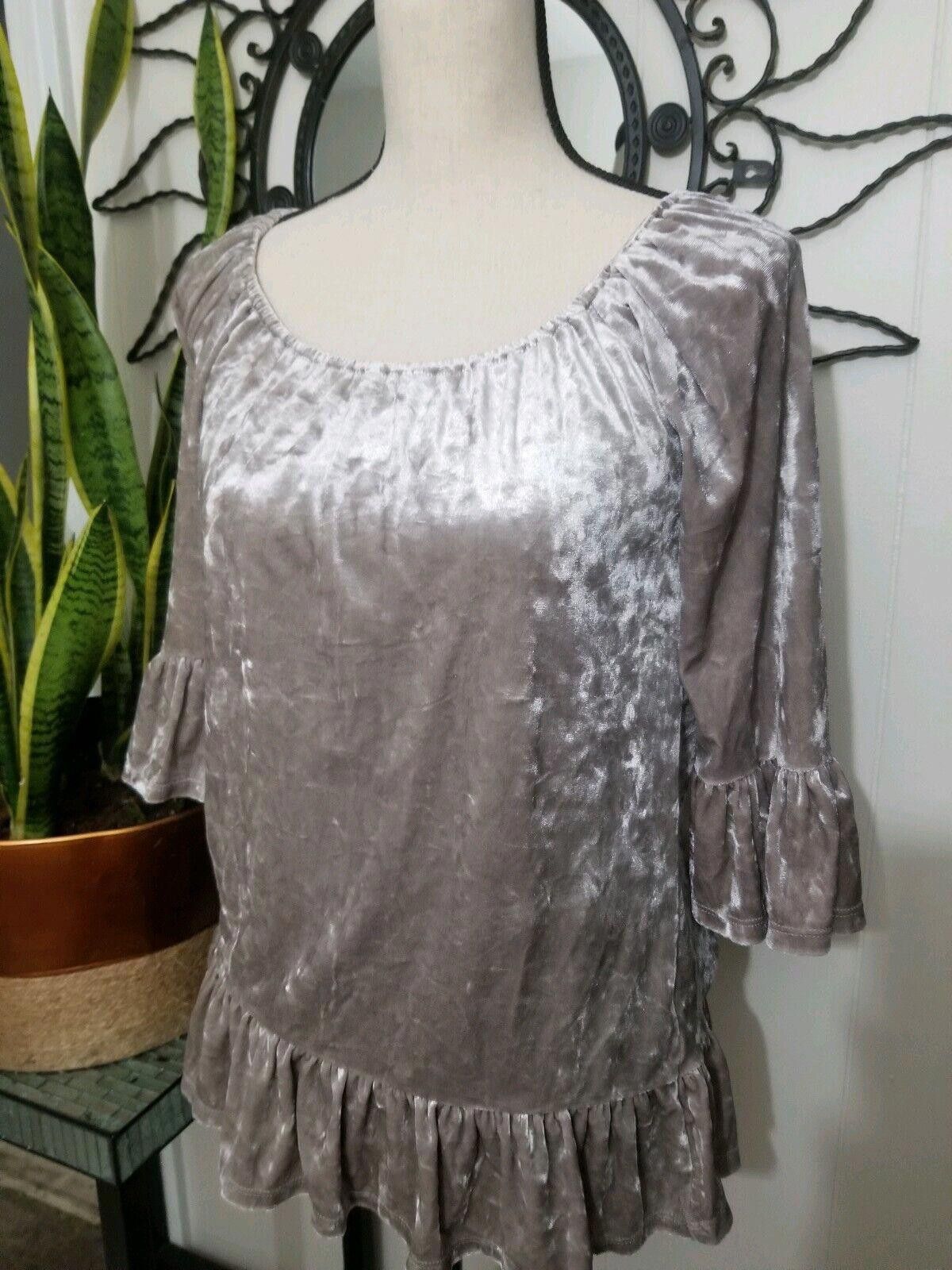 Designer Beach Lunch Lounge Top Small Velour Bell 3/4 Sleeves Size S / US 4 / IT 40 - 1 Thumbnail