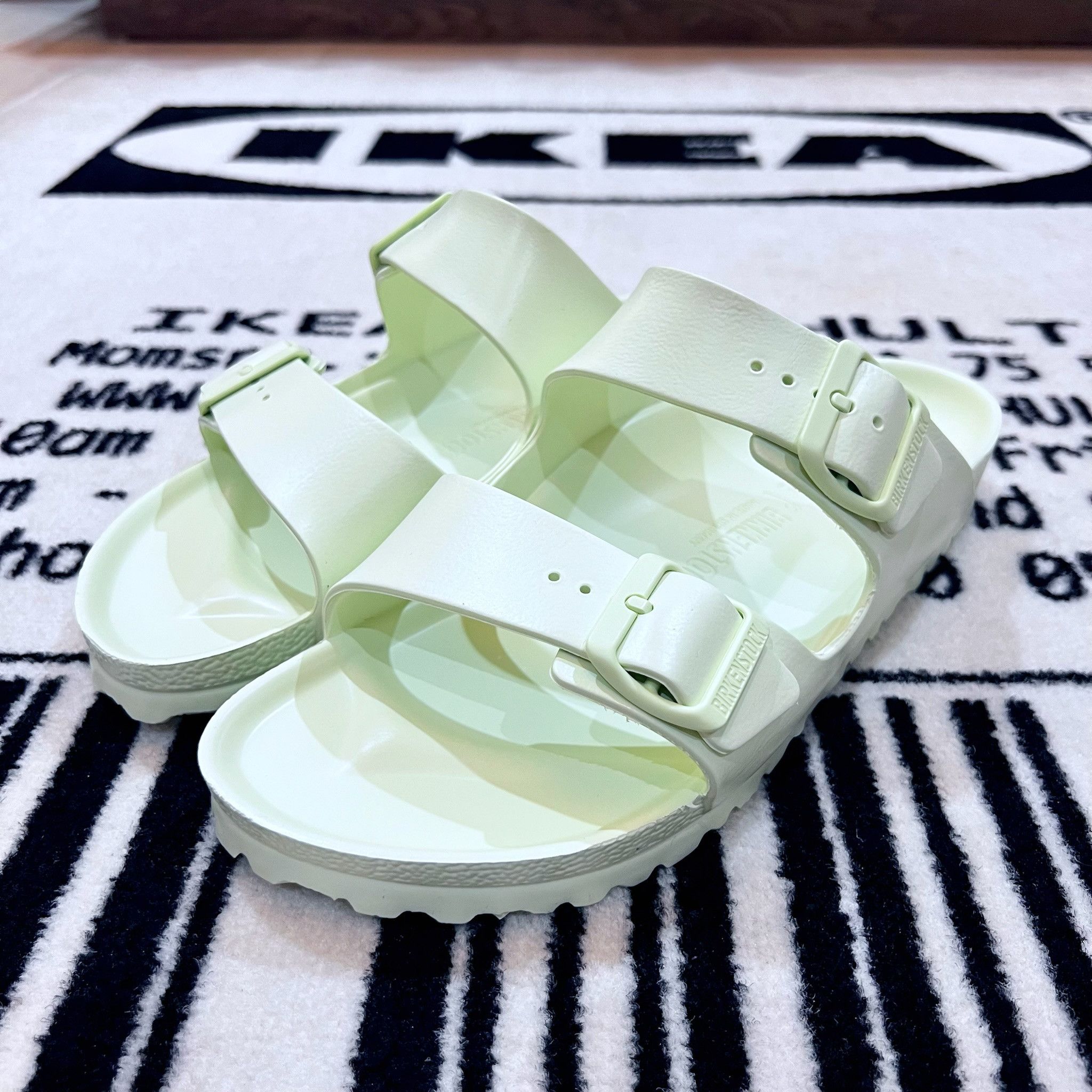 Birkenstock Birkenstock Arizona EVA Rubber Strap Sandal - Faded Lime. Size US 11 / IT 41 - 3 Thumbnail