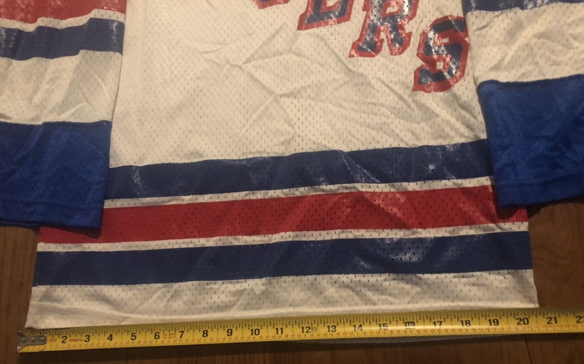 NHL Vintage 90s New York Rangers Hockey Jersey S/M Size US M / EU 48-50 / 2 - 4 Thumbnail