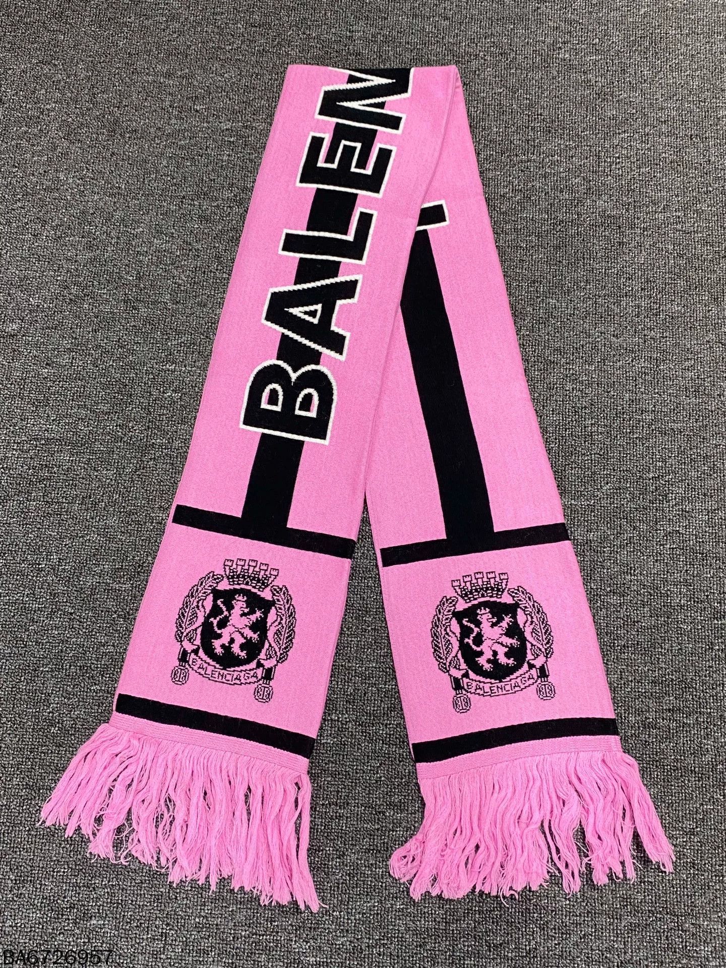 Balenciaga Balenciaga Logo Pink Cashmere Blend Scarf Size ONE SIZE - 1 Thumbnail