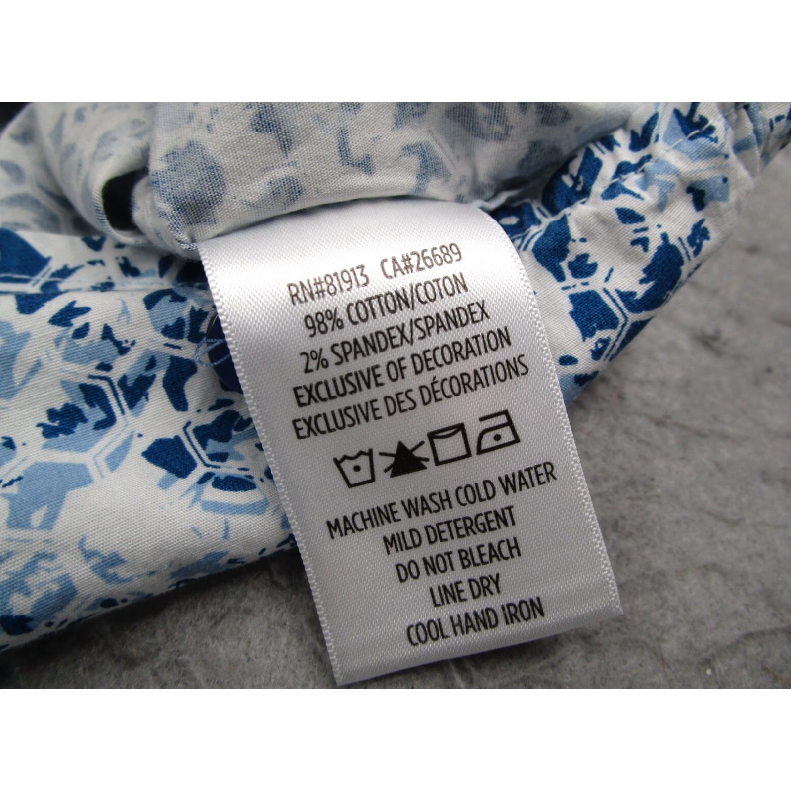 Robert Graham Robert Graham Shirt Mens 2XL Blue AOP Abstract Button Up Short Sleeve Classic Fit Geometric Twill Cotton Blend Button Logo Size US XXL / EU 58 / 5 - 5 Thumbnail