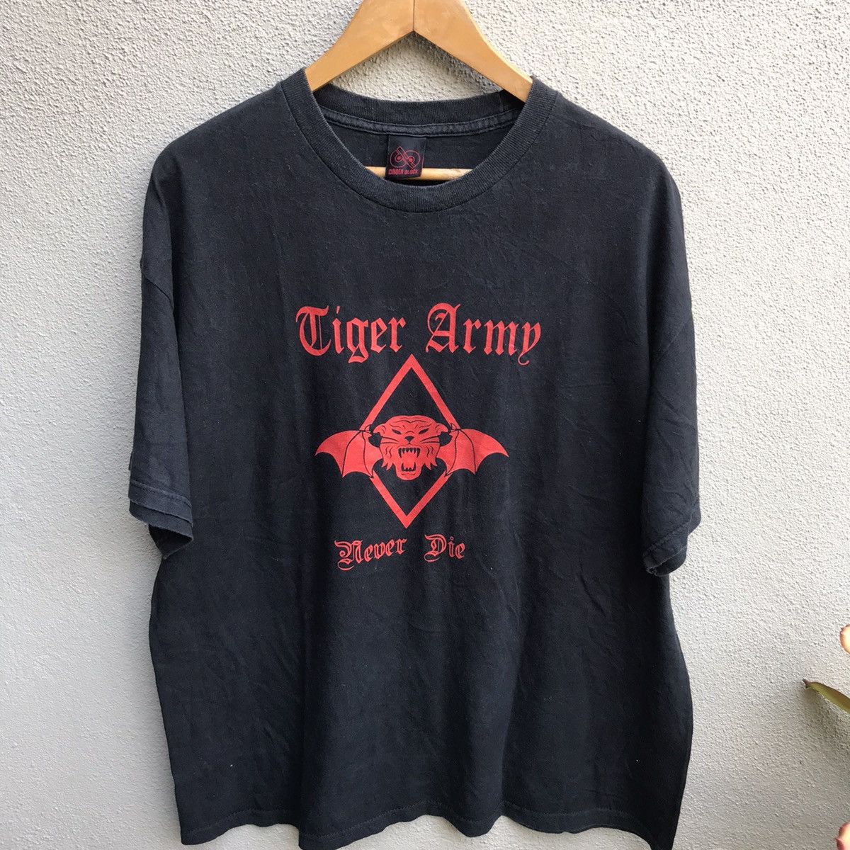 Band Tees Vintage TIGER ARMY band tee punk rock Size US XL / EU 56 / 4 - 2 Thumbnail
