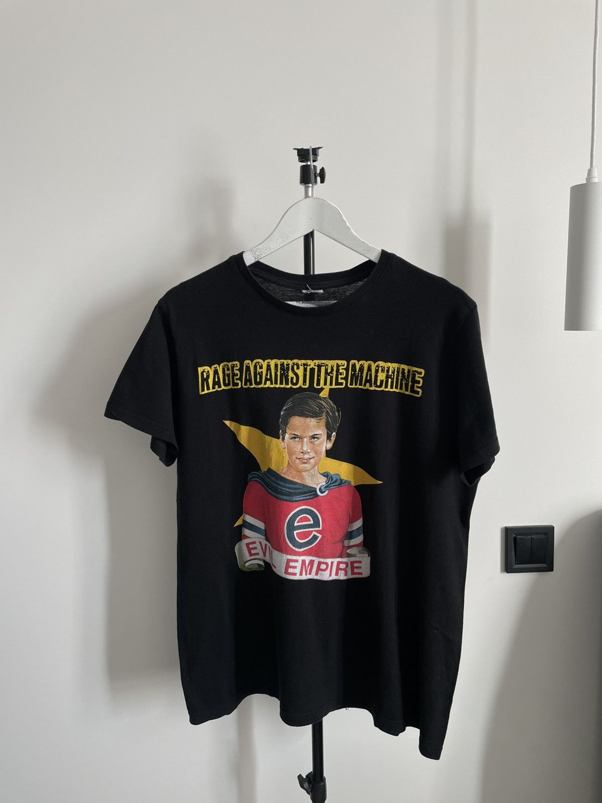 Rage Against The Machine Rage Against The Machine 2010 Evil Empire Band T-Shirt RARE Size US M / EU 48-50 / 2 - 1 Thumbnail