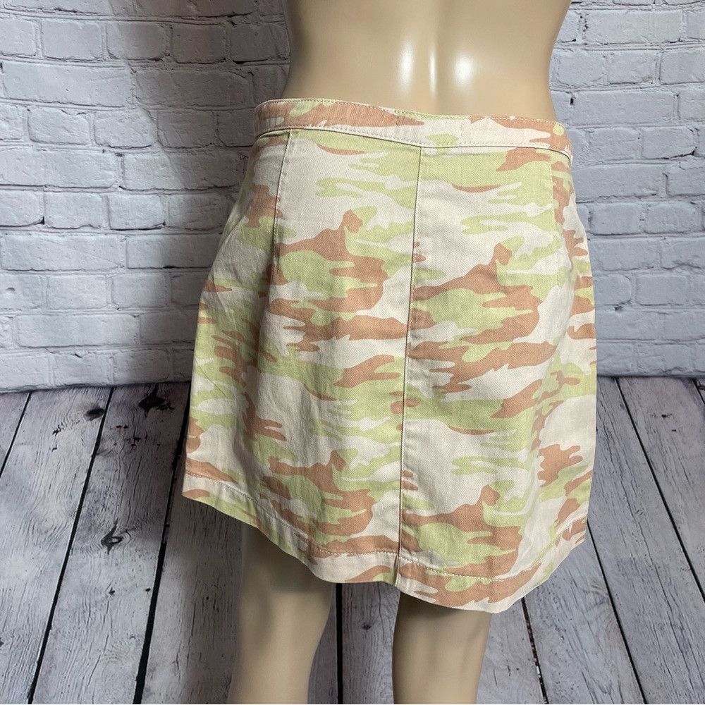Patrizia Pepe NWT New $232 Patrizia Pepe Camouflage Denim Mini Skirt Size Size 30" / US 8 / IT 44 - 6 Thumbnail