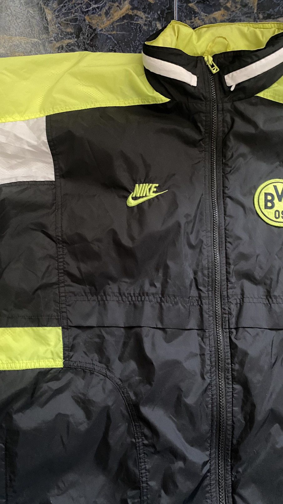 Nike Rare Vintage 1996-97 Borussia Dortmund Nike windbreaker Size US XXL / EU 58 / 5 - 2 Thumbnail
