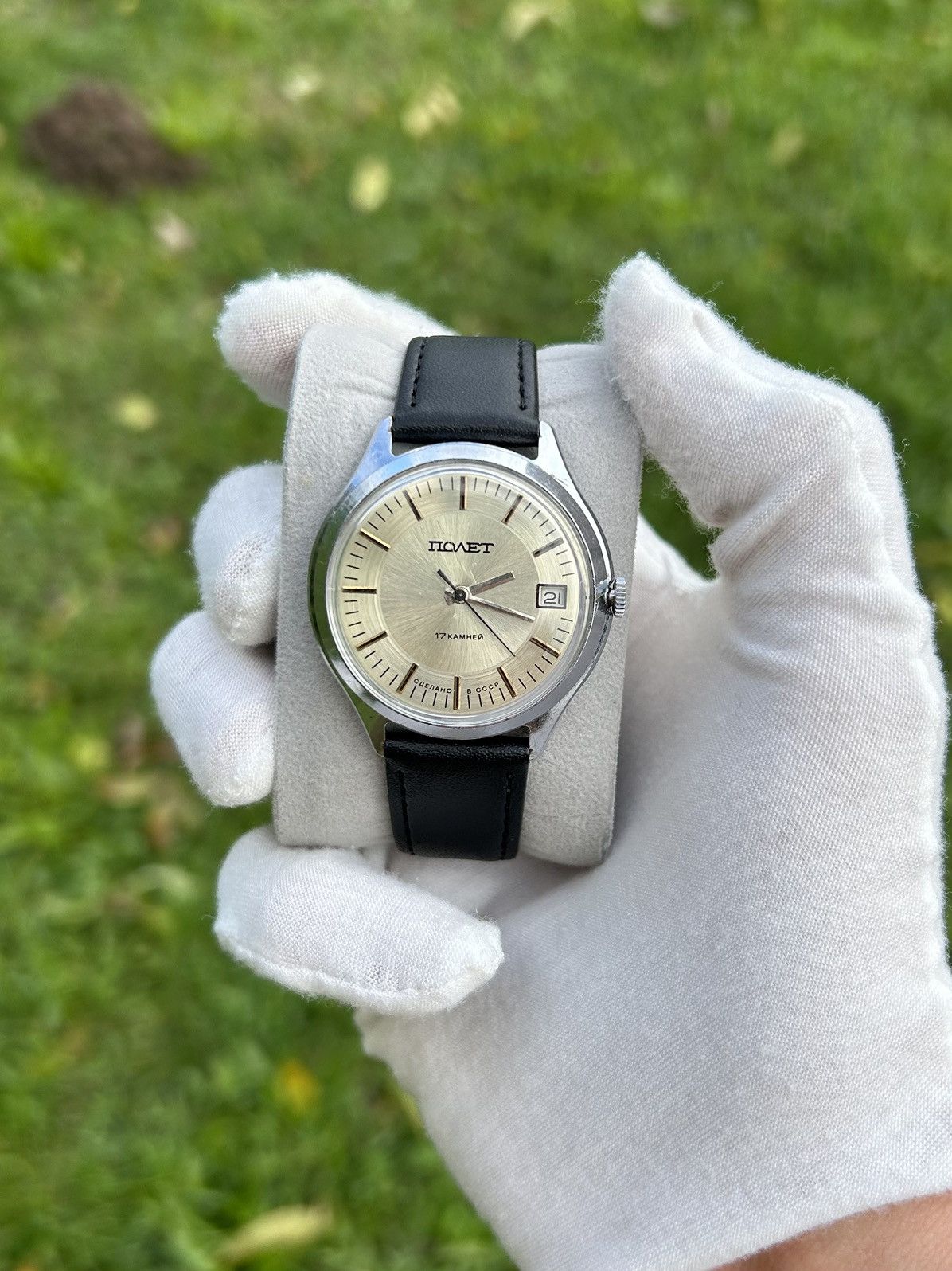 Vintage Vintage Watch Poljot Mechanical Authentic USSR Soviet 1980s Size ONE SIZE - 1 Thumbnail
