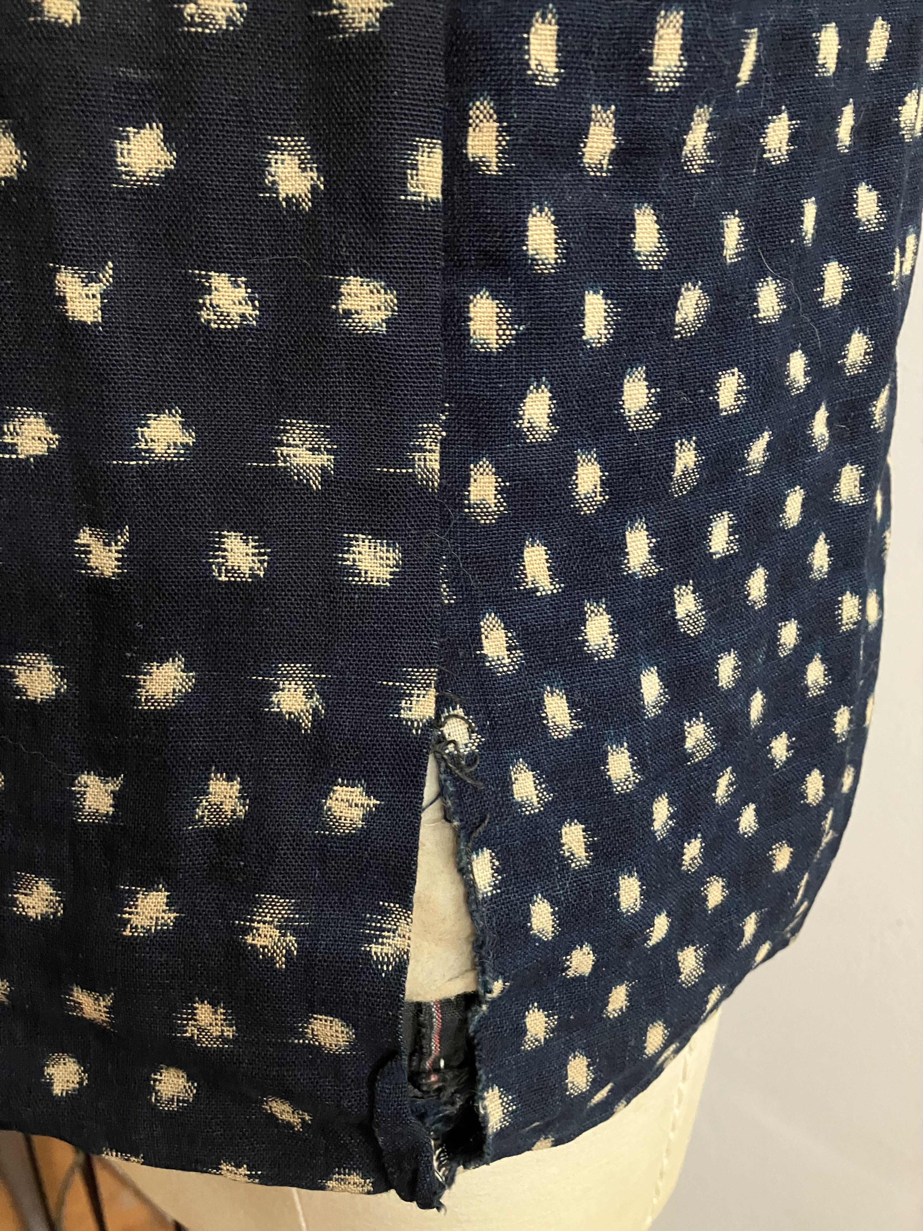 Vintage Vintage Japanese Workwear Vest - Ikat Indigo Size US M / EU 48-50 / 2 - 6 Thumbnail