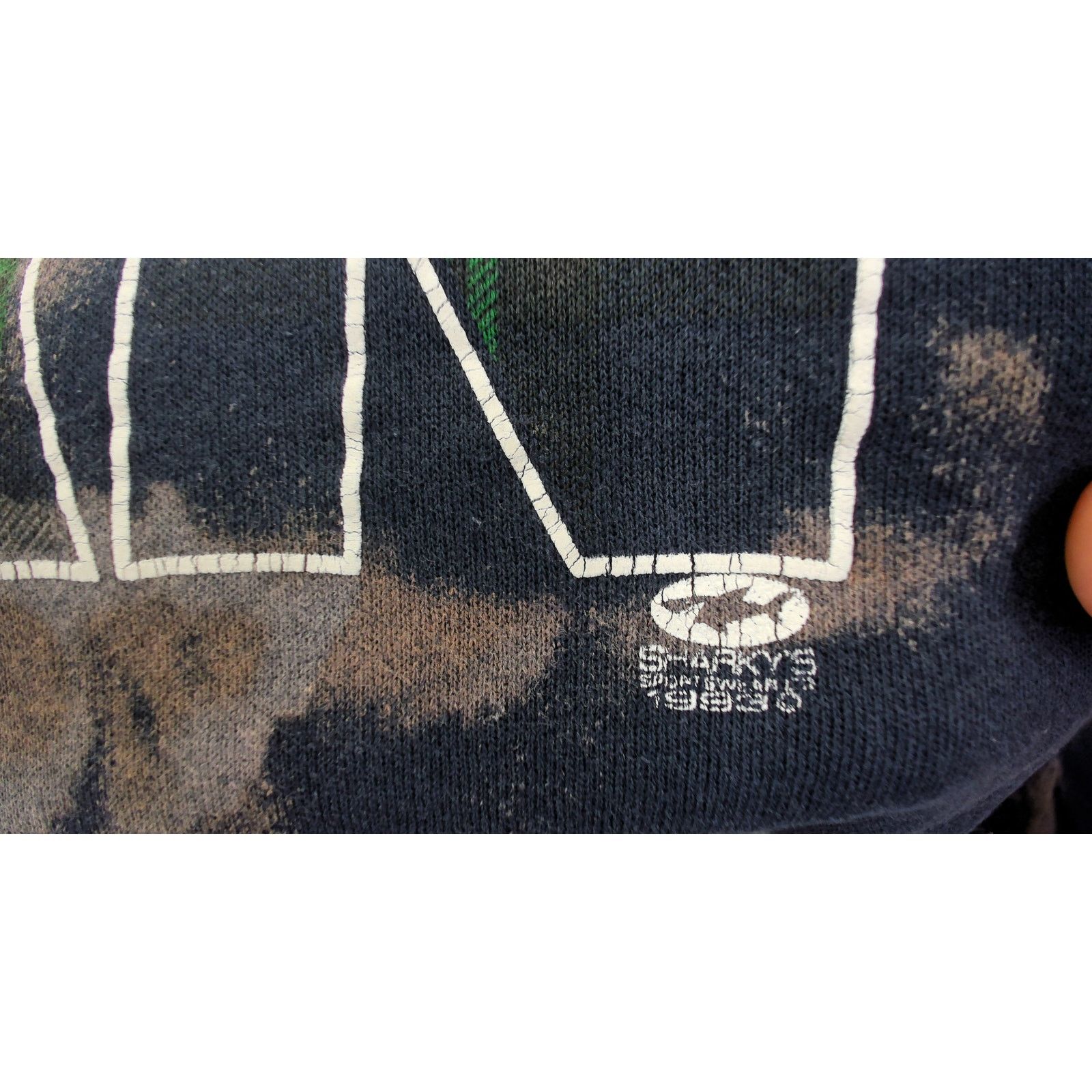 Tultex VTG Streetwear 1993 Custom Bleach Dye Michigan Crewneck Size US L / EU 52-54 / 3 - 10 Thumbnail