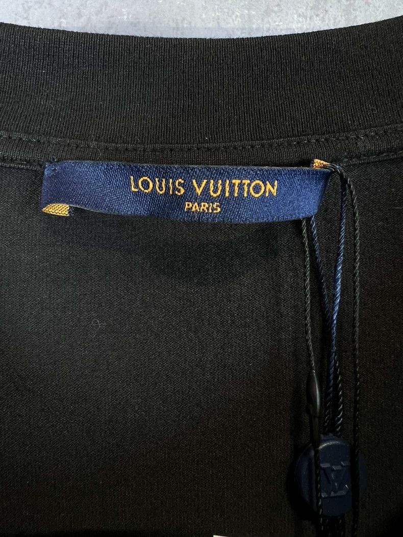 Louis Vuitton Louis Vuitton Gradient old flower full logo short sleeve Size US XL / EU 56 / 4 - 5 Thumbnail