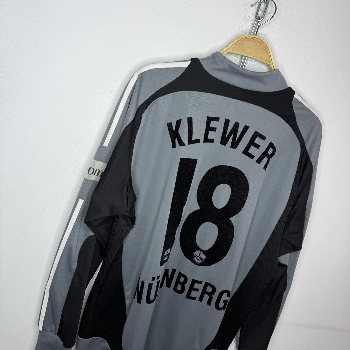 Adidas Adidas 1.FCN Nurnberg goalkeeper jersey Klewer 18 2008 Y2K Size US XL / EU 56 / 4 - 11 Thumbnail