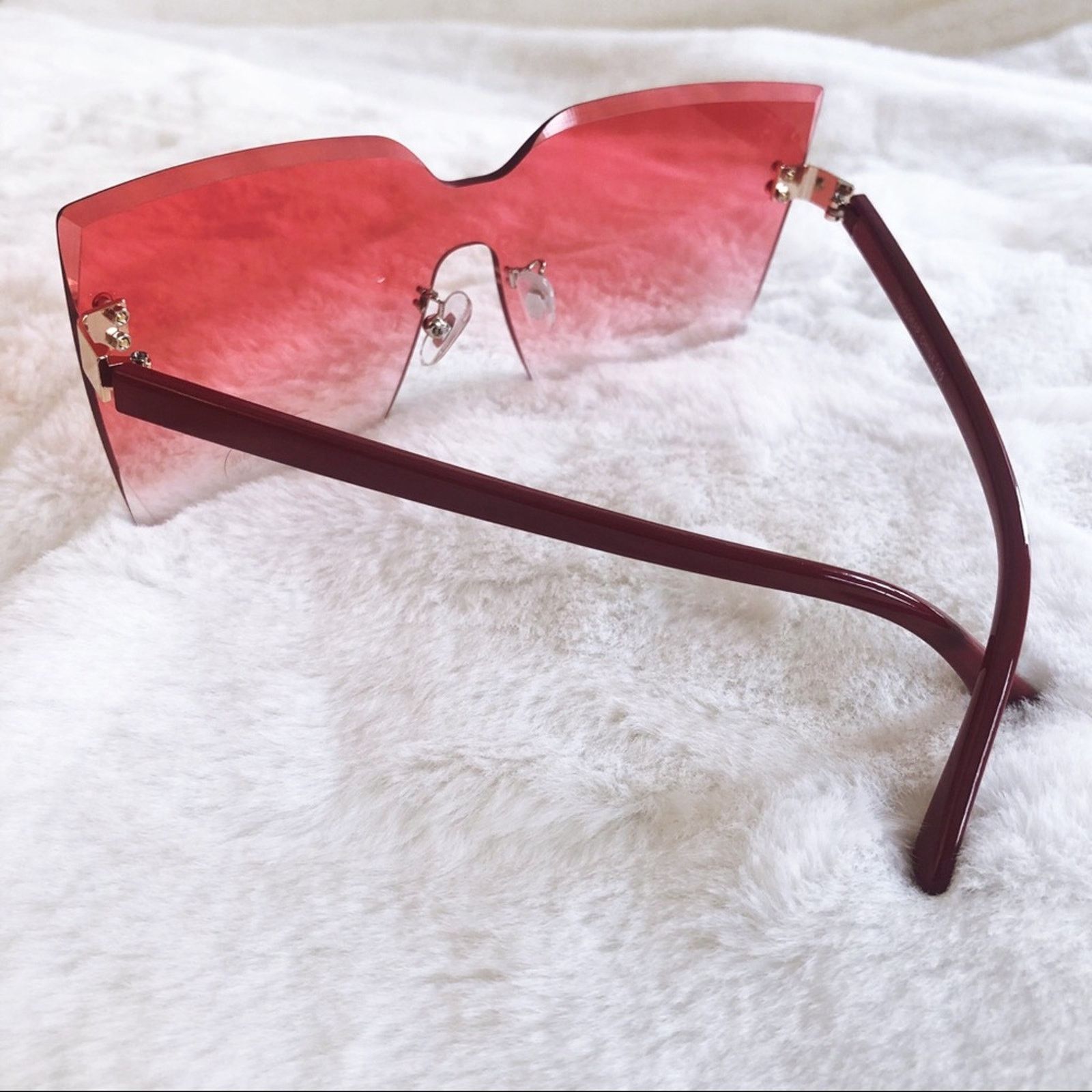 Other Dana Dark Pink Rimless Oversize Cat Eye Sunglasses Size ONE SIZE - 9 Thumbnail