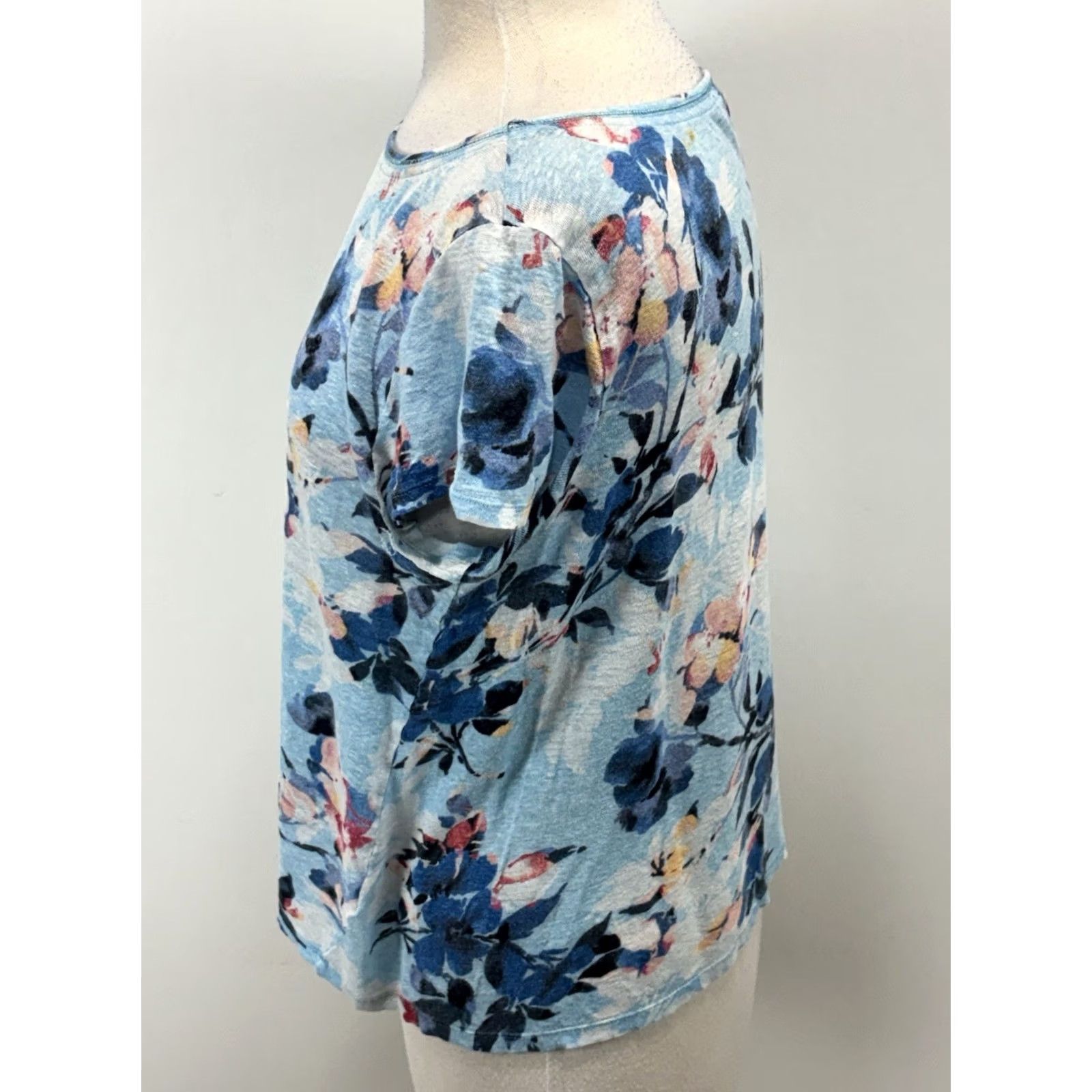 J. Jill J. Jill T-Shirt Linen Floral Love Women’s M Blue Coastal Beachy Read Women T-Shirt Linen Floral Love Blue M Size M / US 6-8 / IT 42-44 - 2 Thumbnail