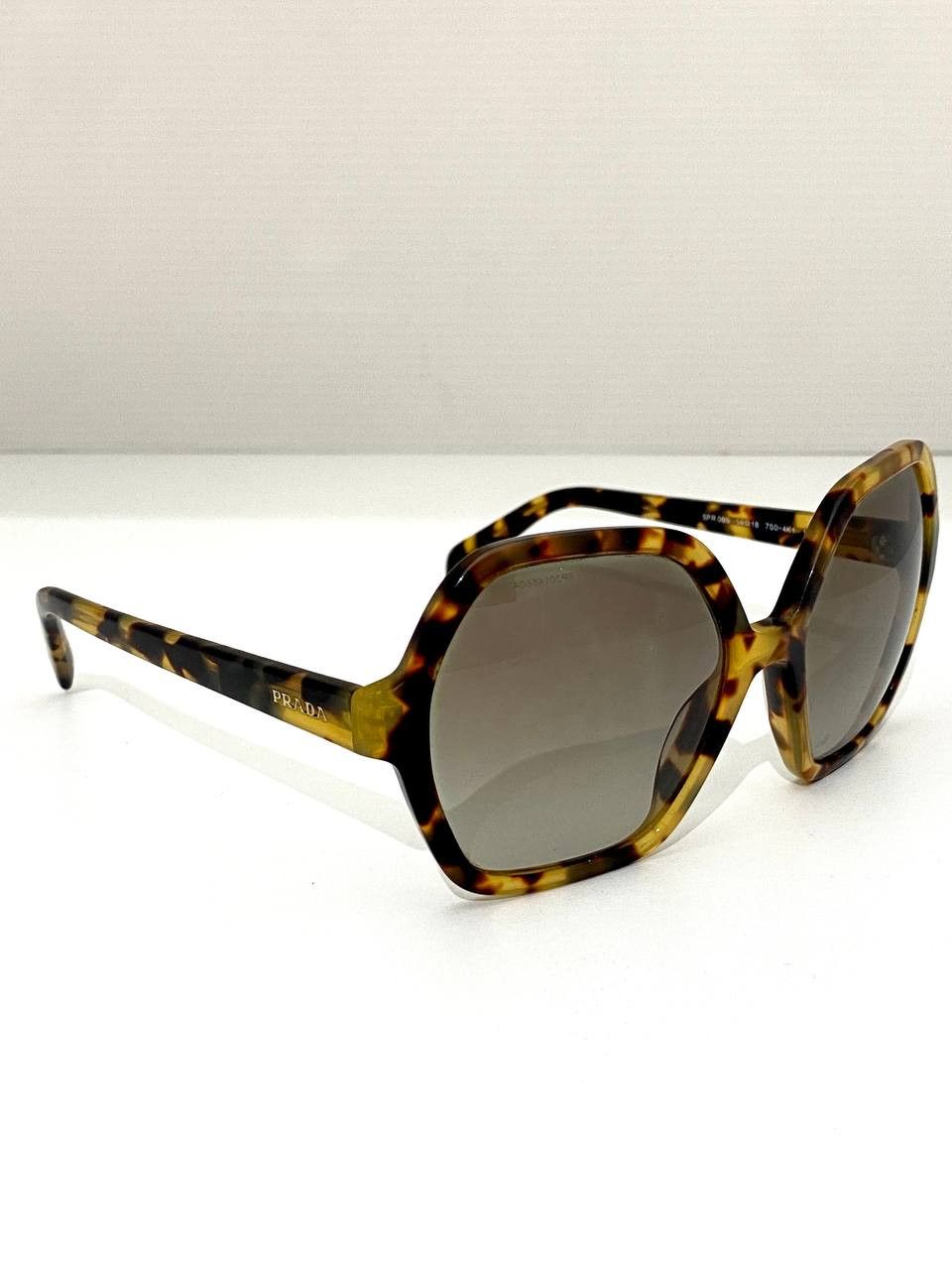 Prada Prada Logo Hexagon Havana Oversize Sunglasses Vintage Y2K Size ONE SIZE - 3 Thumbnail