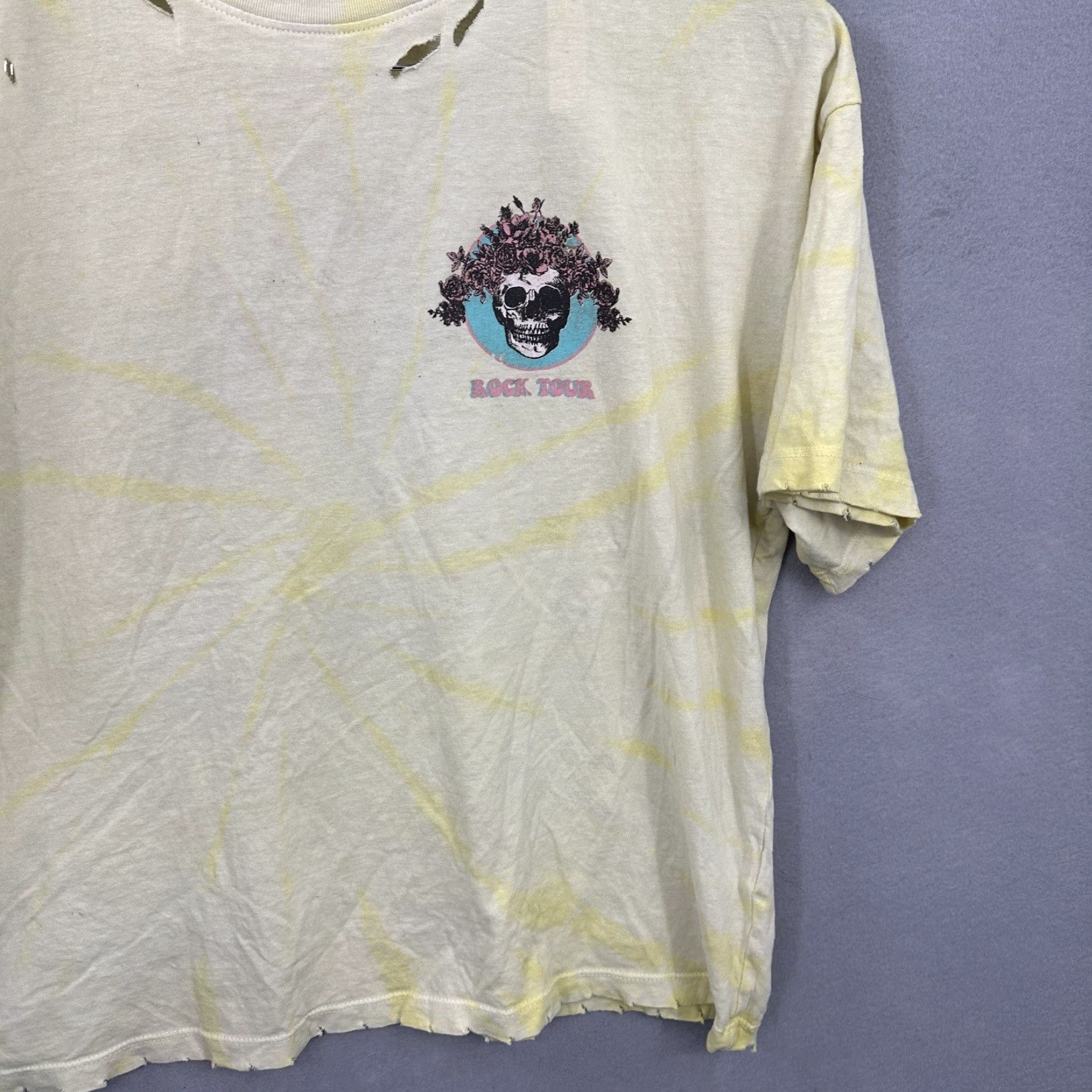 Vintage VINTAGE Modish Rebel T-Shirt Womens Large Yellow Rock Skull 90s Boys Mens? Size L / US 10 / IT 46 - 5 Thumbnail