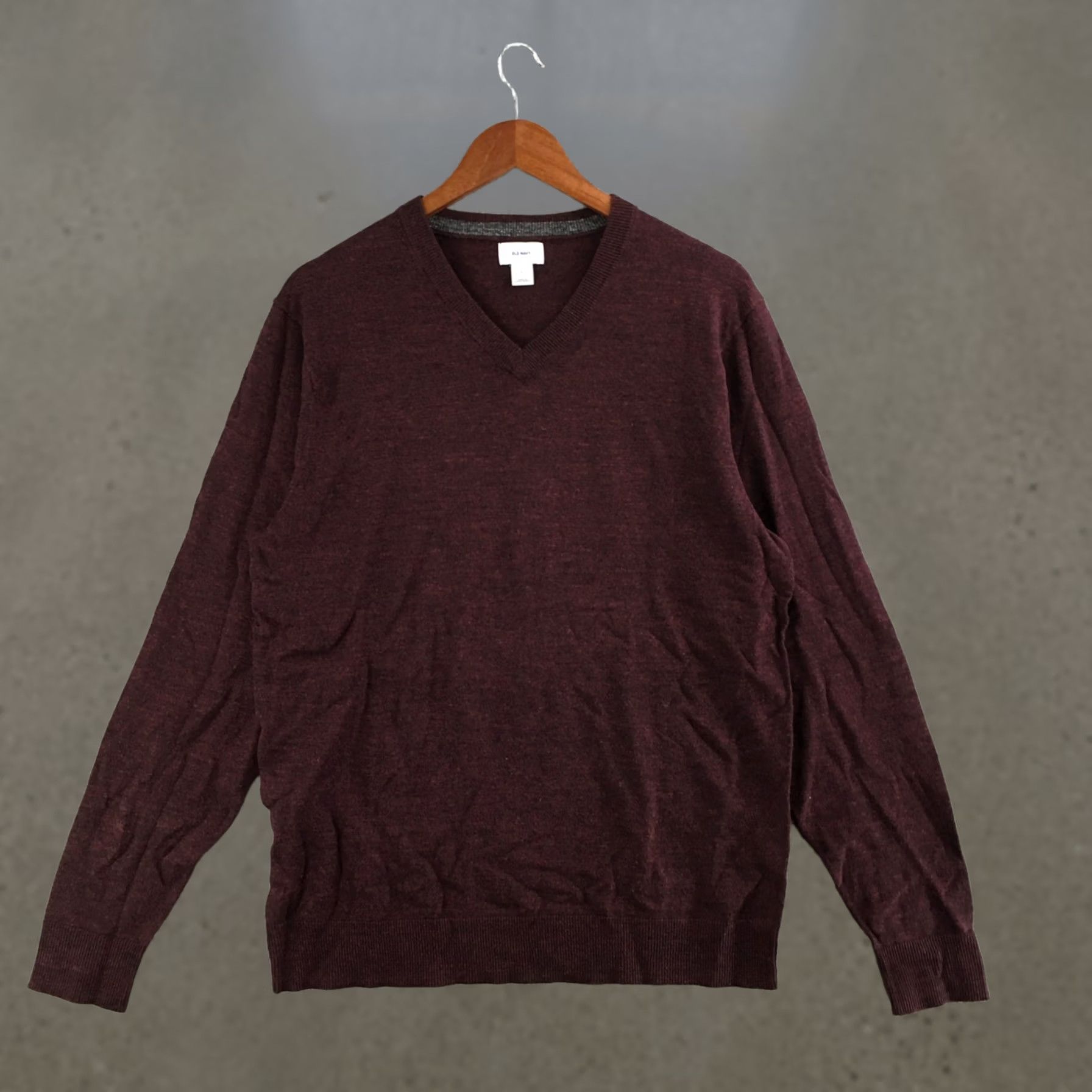 Old Navy Old Navy Mens L Sweater Pullover V-Neck Long Sleeve Knit Top Burgundy Maroon Size US L / EU 52-54 / 3 - 1 Thumbnail