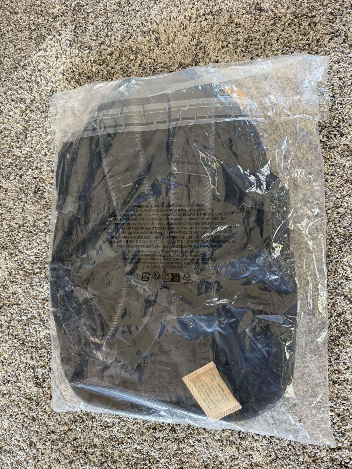 Supreme Supreme Denim Backpack (Black) Size ONE SIZE - 13 Thumbnail