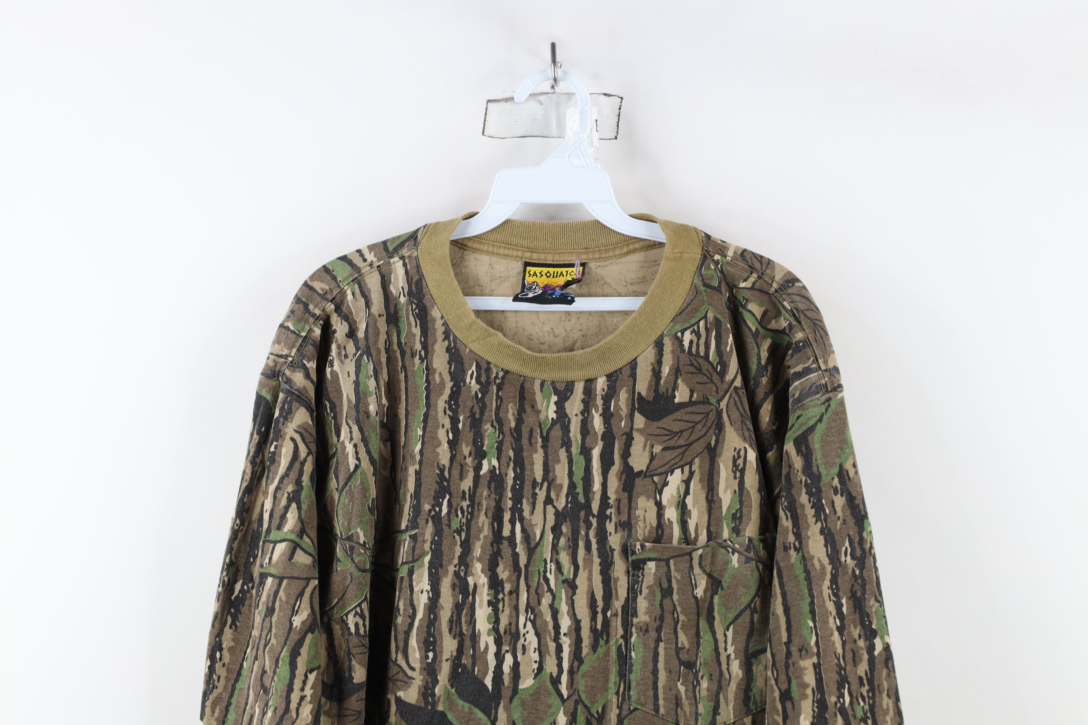 Vintage Vintage 90s Streetwear Heavyweight Camouflage T-Shirt USA Size US XL / EU 56 / 4 - 2 Thumbnail
