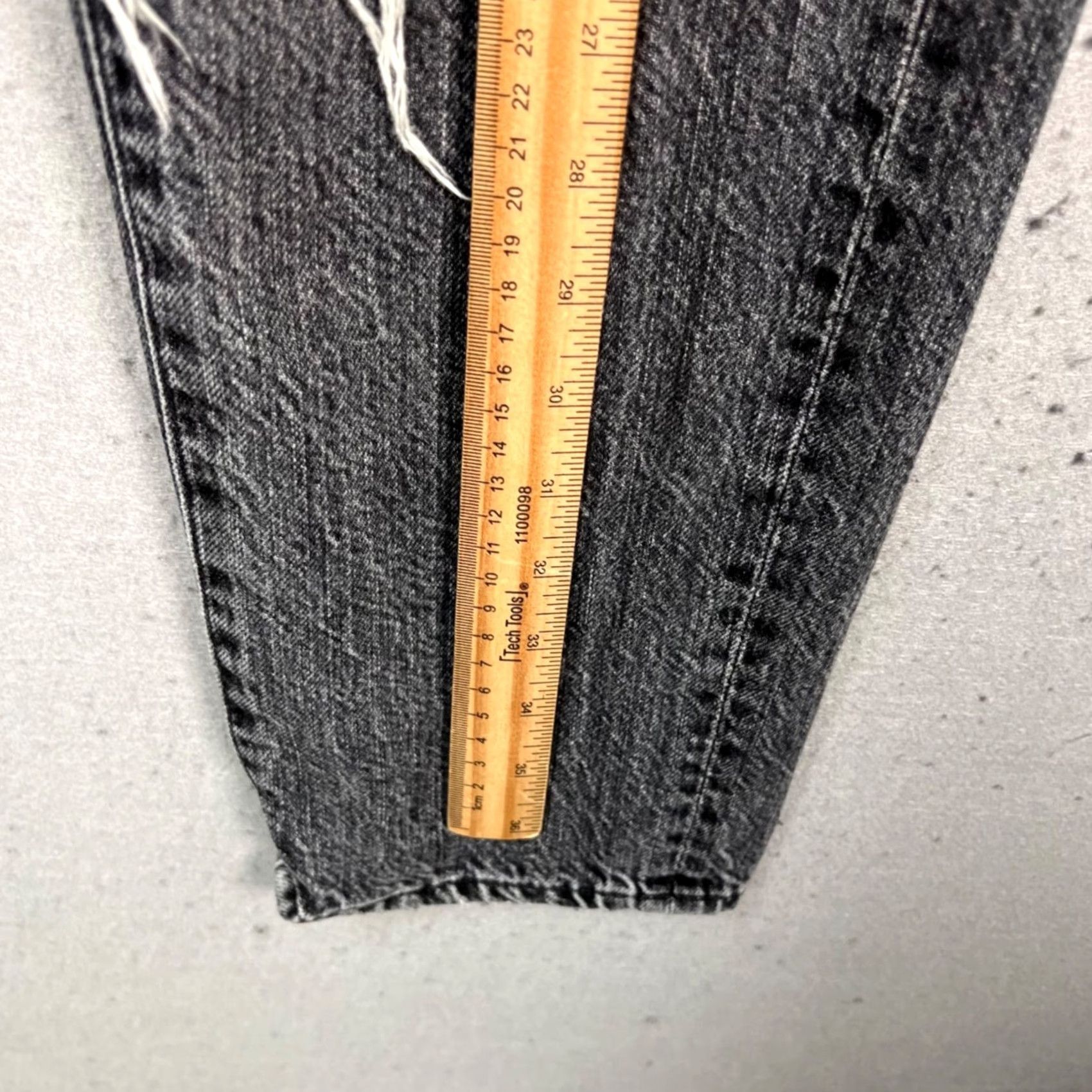Madewell Madewell Jeans Vintage Distressed 5-Pocket High Rise Regular 28 Black Womens Jeans 90s Theme Size 28" / US 6 / IT 42 - 7 Thumbnail