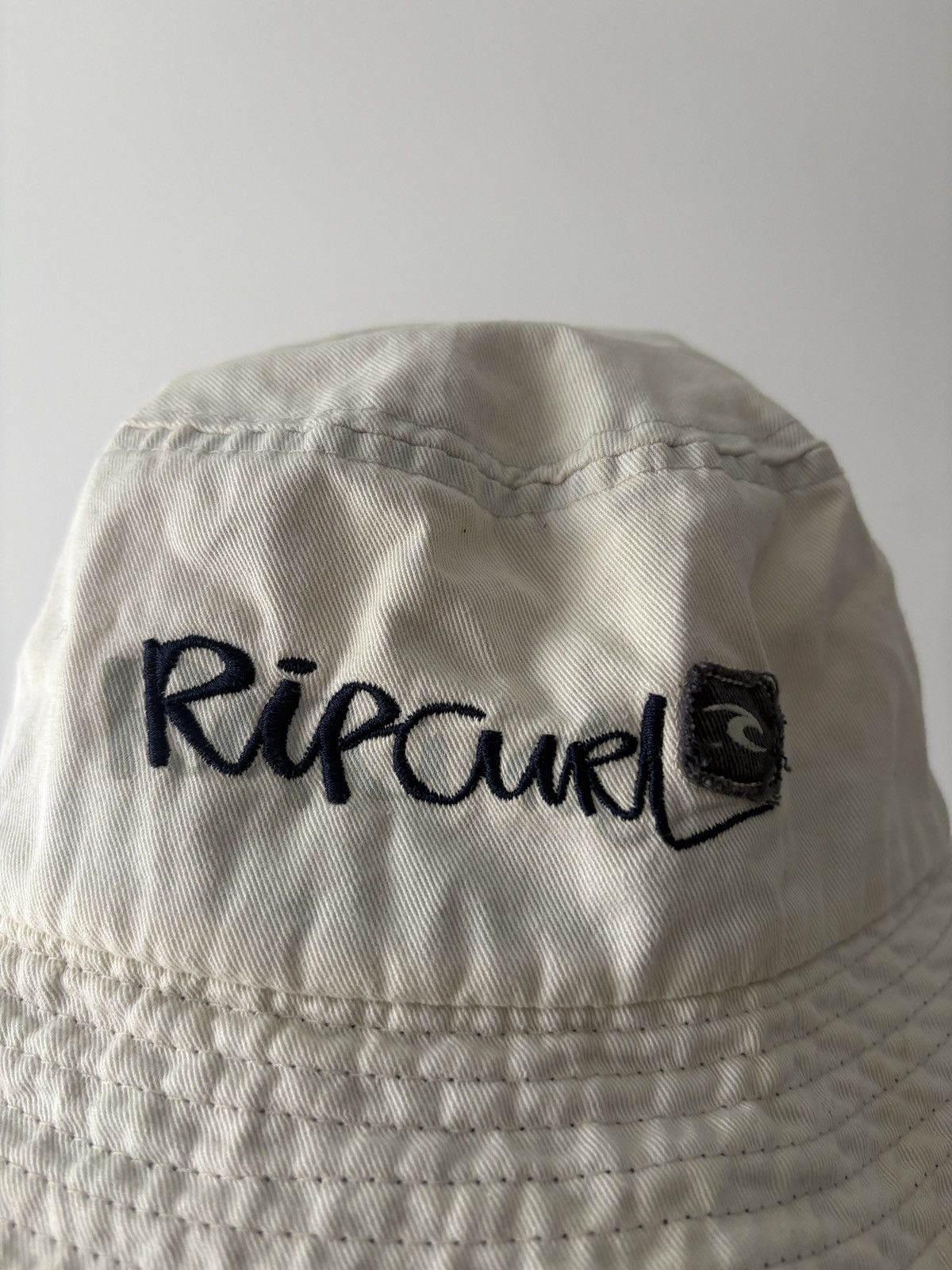 Rip Curl Vintage Rip Curl Bucket Hat Size ONE SIZE - 2 Thumbnail