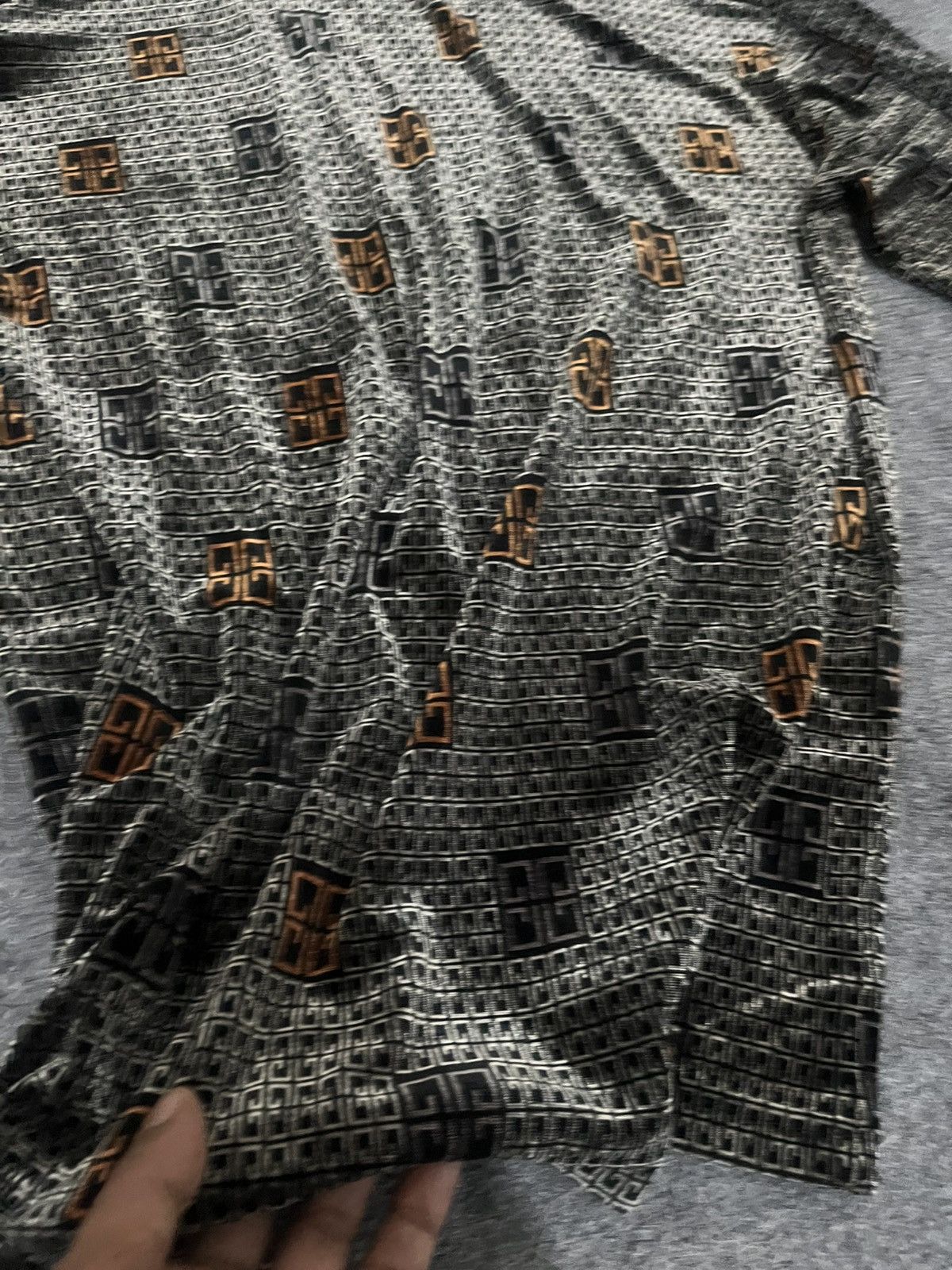 Japanese Brand Vintage General Monogram Velour Longsleeve 4G Luxury Size US L / EU 52-54 / 3 - 4 Thumbnail