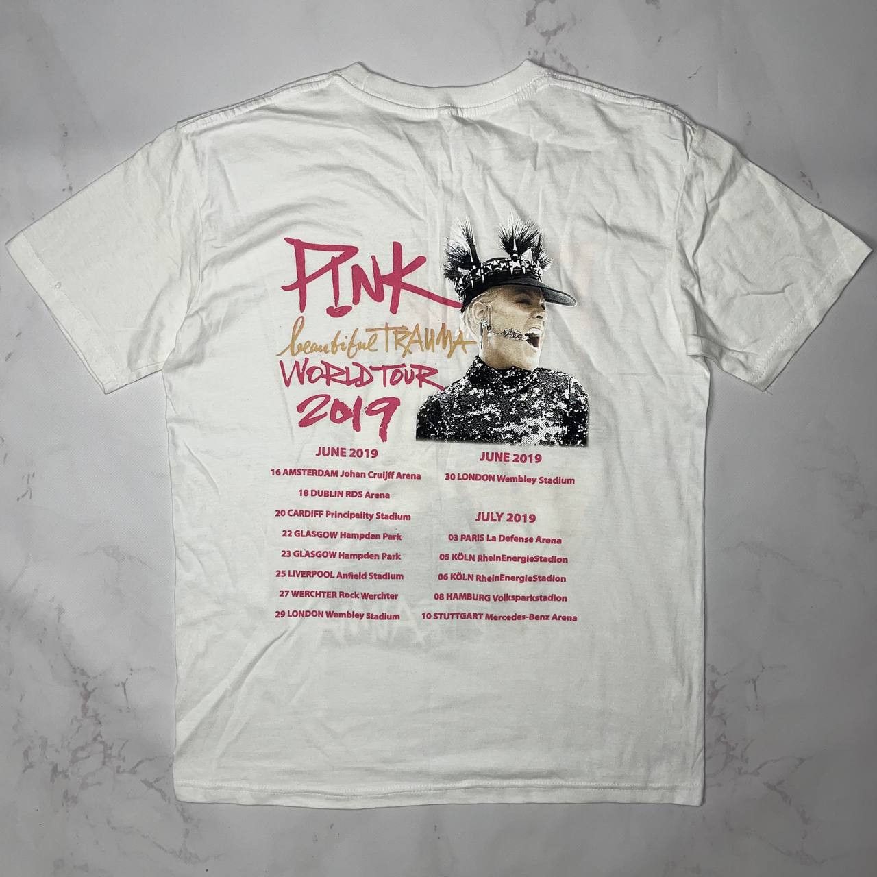 Vintage Band Tees Pink Beautiful Trauma World Tour 2019 T-Shirt M Size US M / EU 48-50 / 2 - 9 Thumbnail