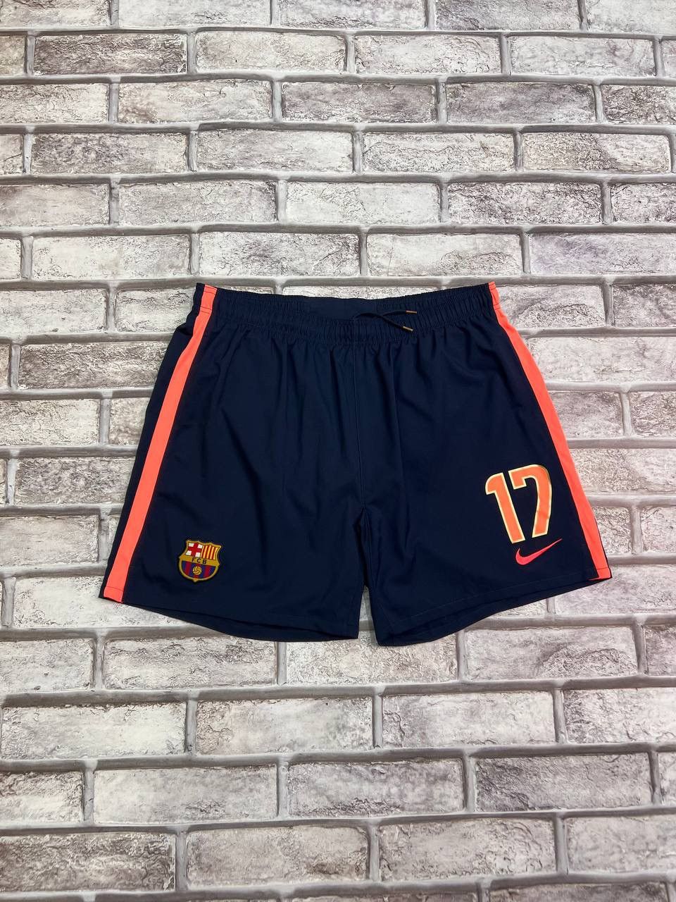 Nike Nike Fc Barcelona 2010 football soccer shorts Size US 36 / EU 52 - 1 Thumbnail